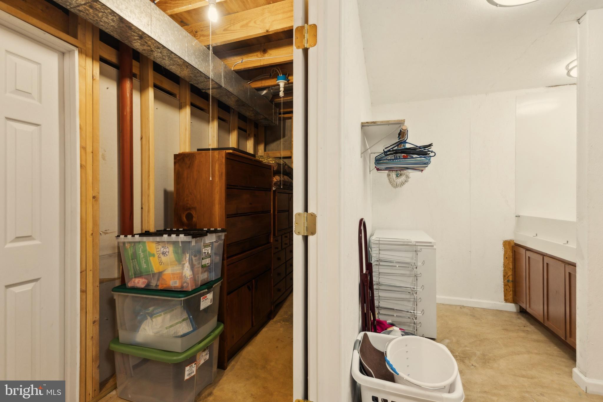 BULL RUN MOUNTAIN ESTATE - Residential