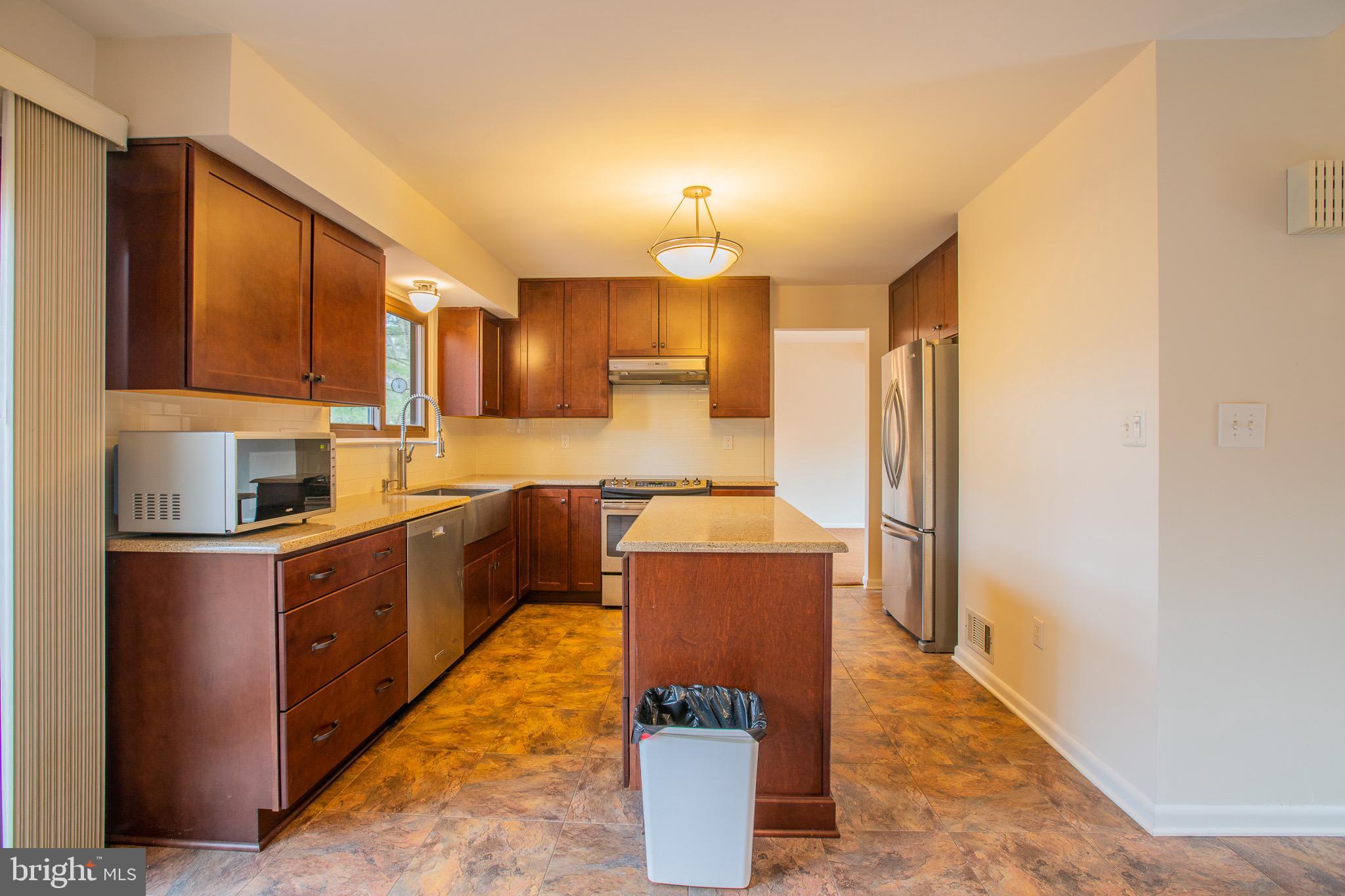 HICKORY RIDGE - Residential Lease