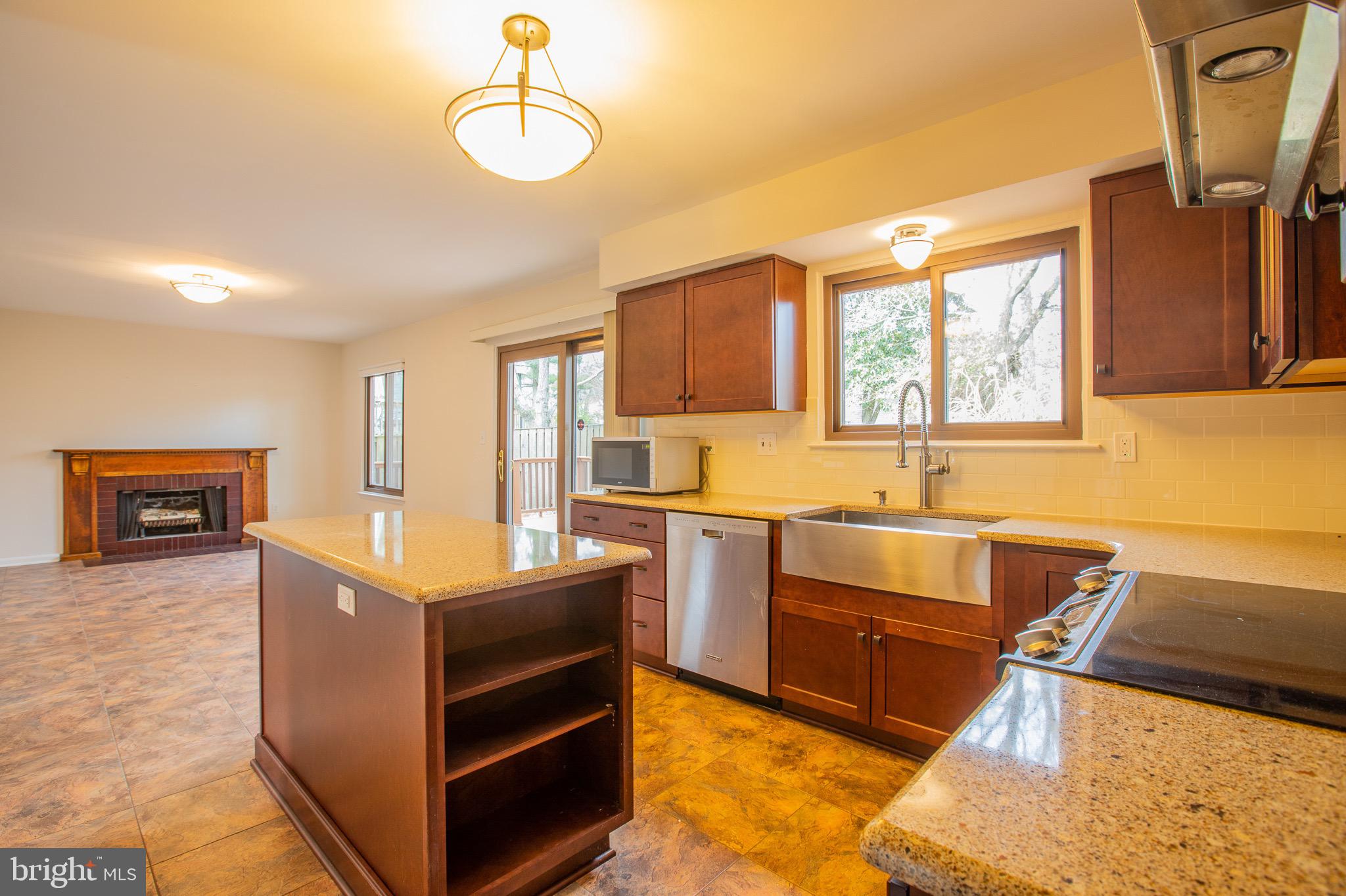 HICKORY RIDGE - Residential Lease