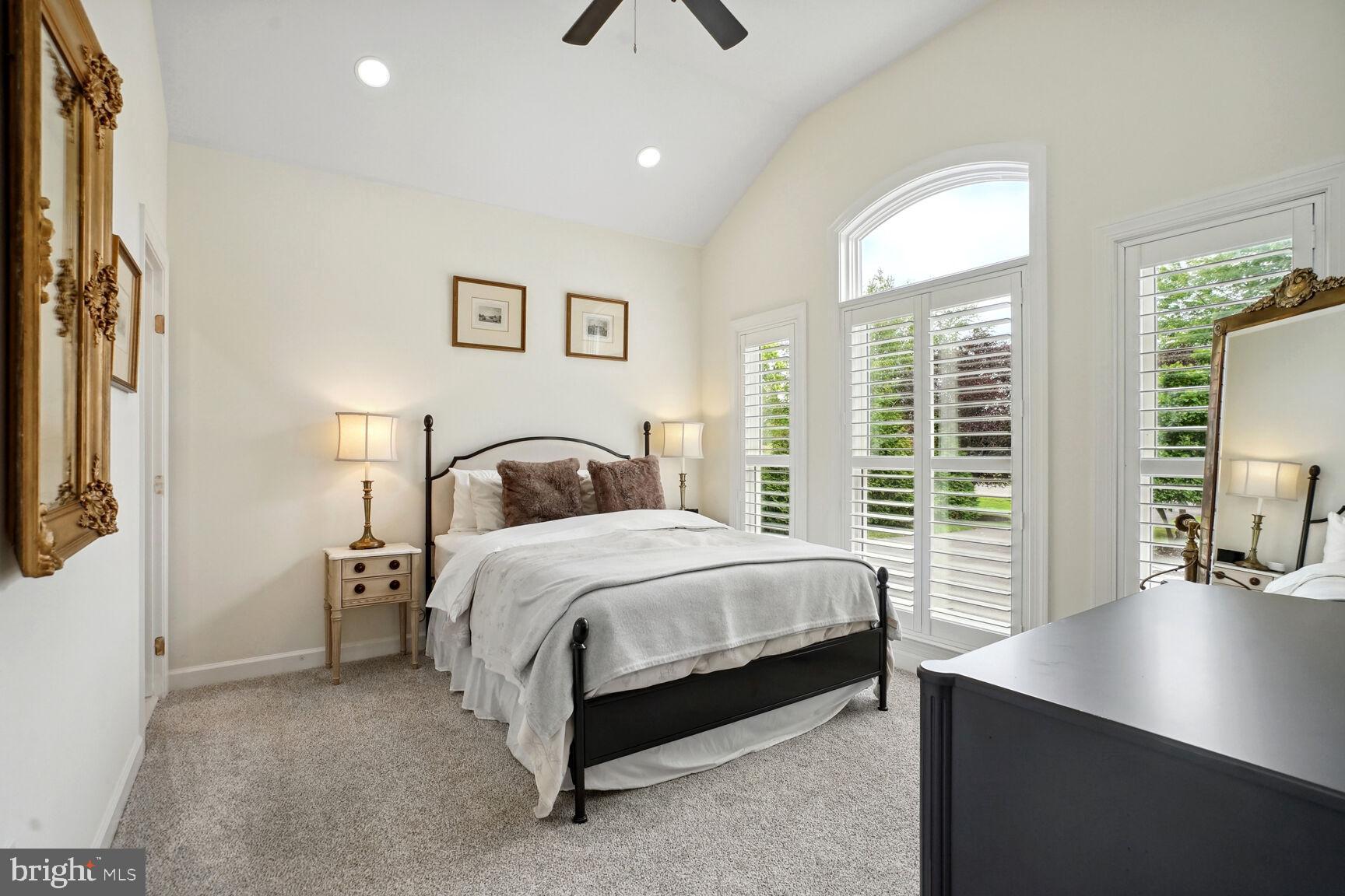 STONELEIGH - Residential