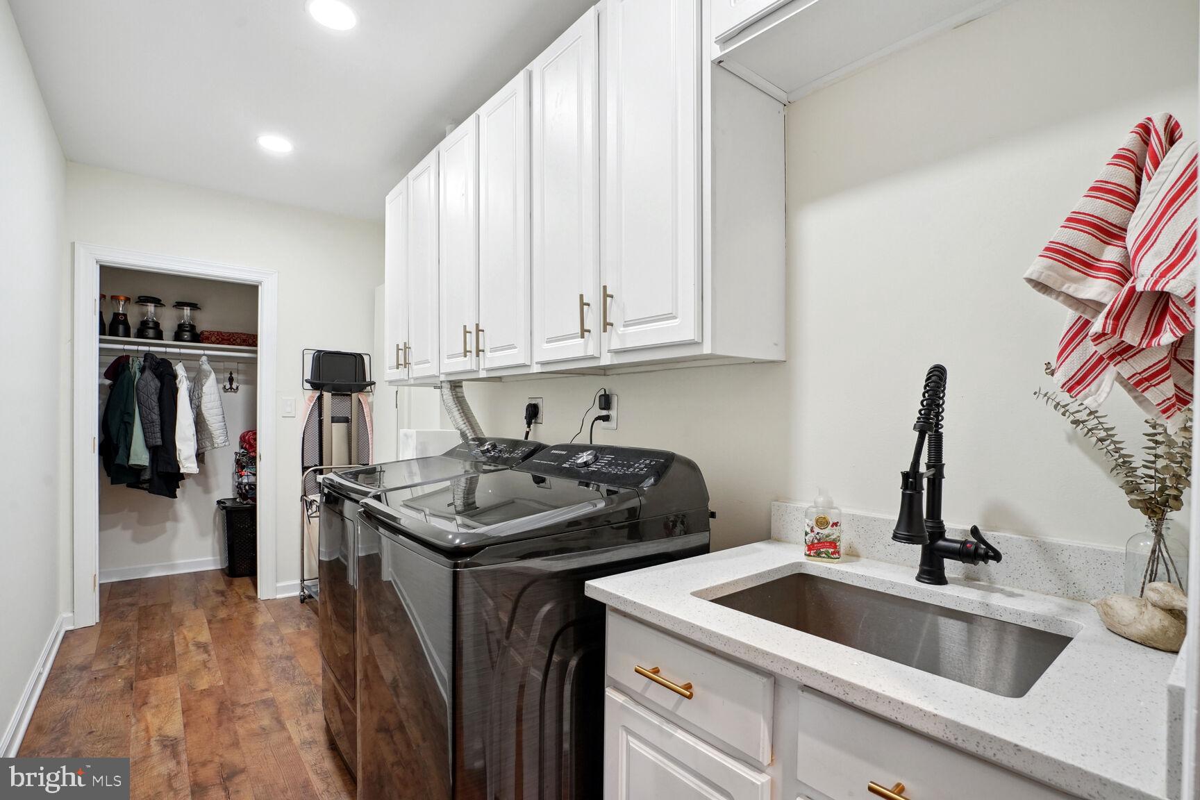 STONELEIGH - Residential