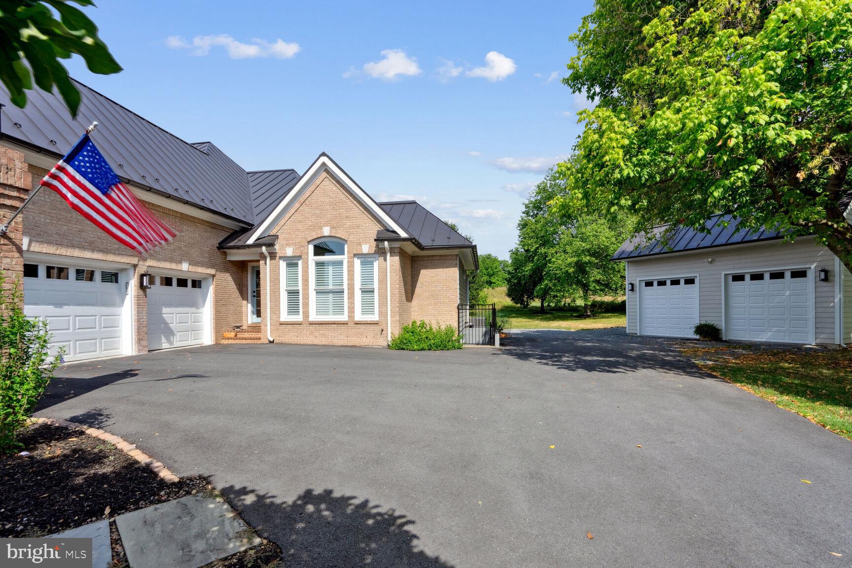 STONELEIGH - Residential