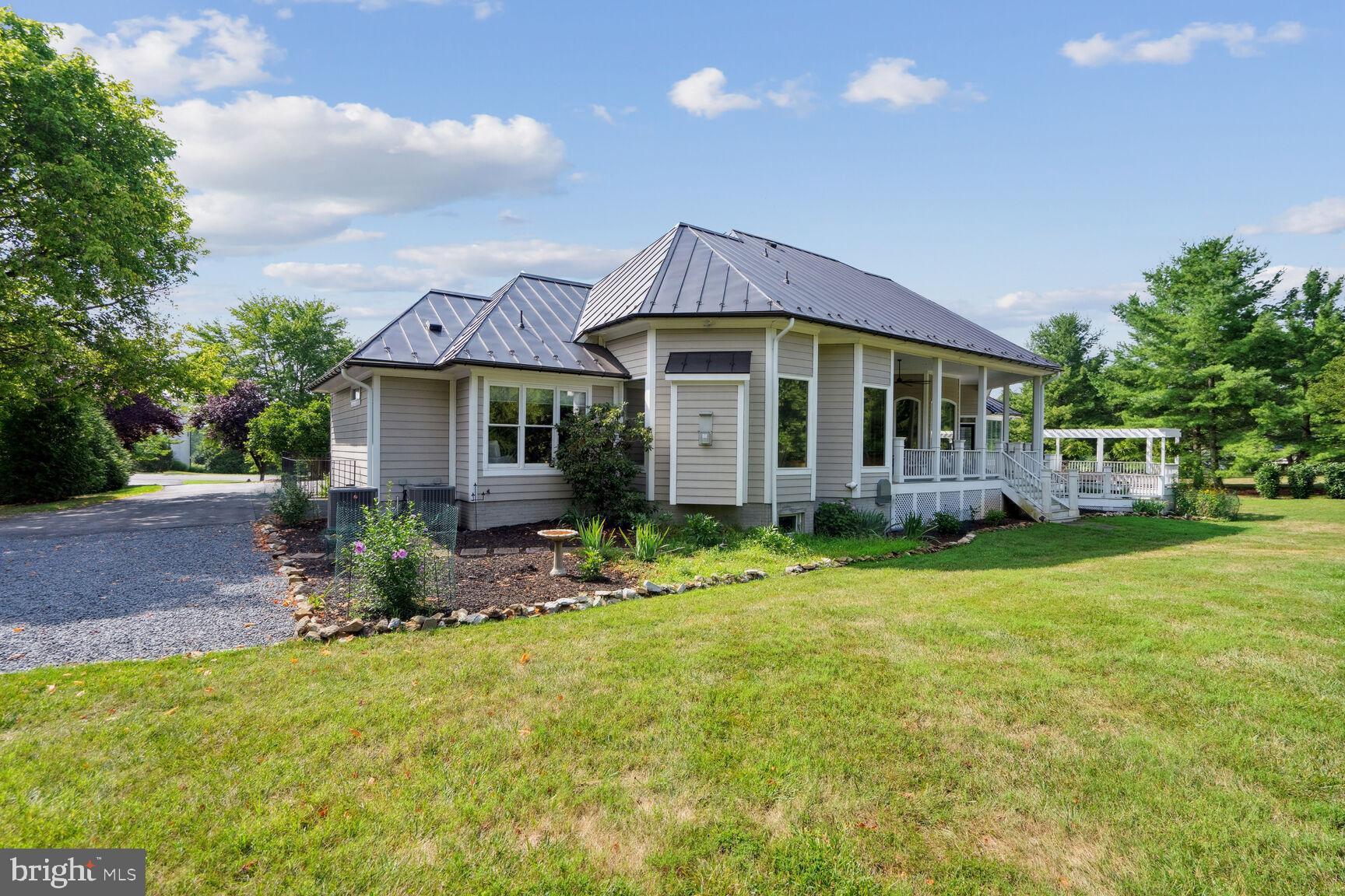 STONELEIGH - Residential