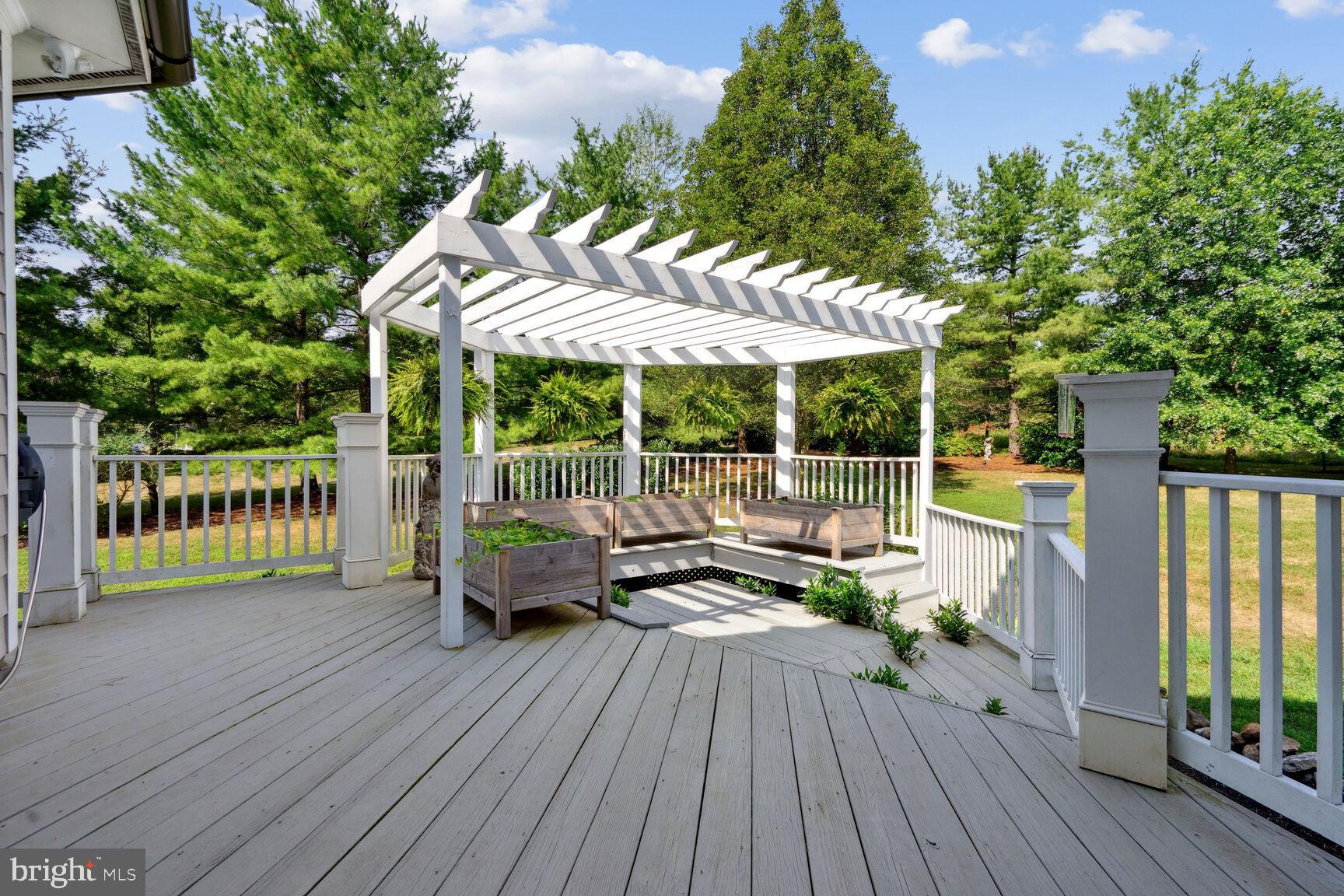 STONELEIGH - Residential