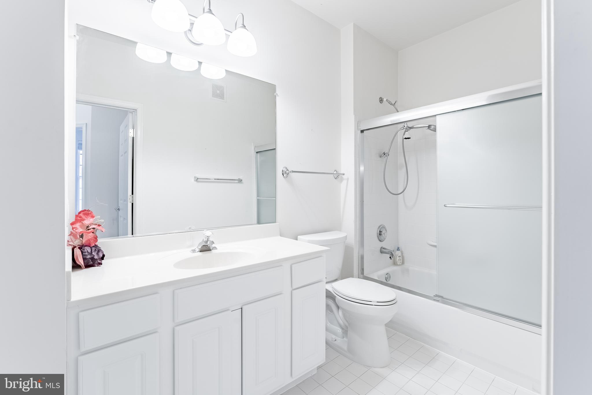 COURTS AT WESCOTT RIDGE - Residential