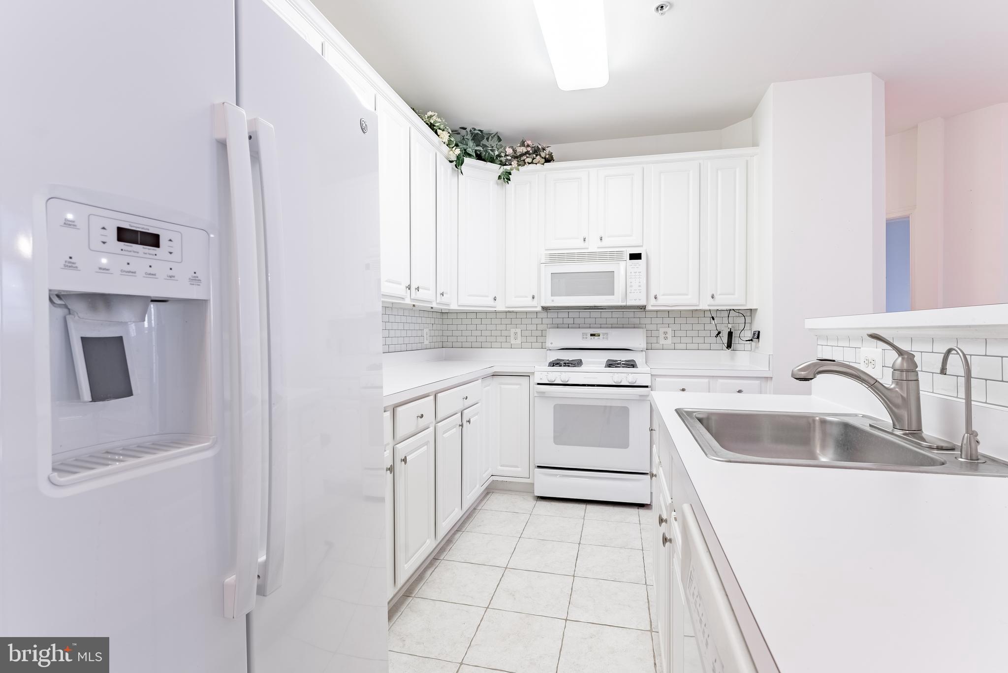 COURTS AT WESCOTT RIDGE - Residential