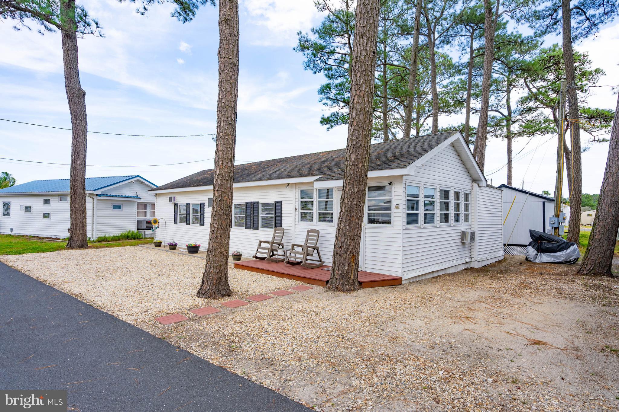 16 OYSTER ROAD