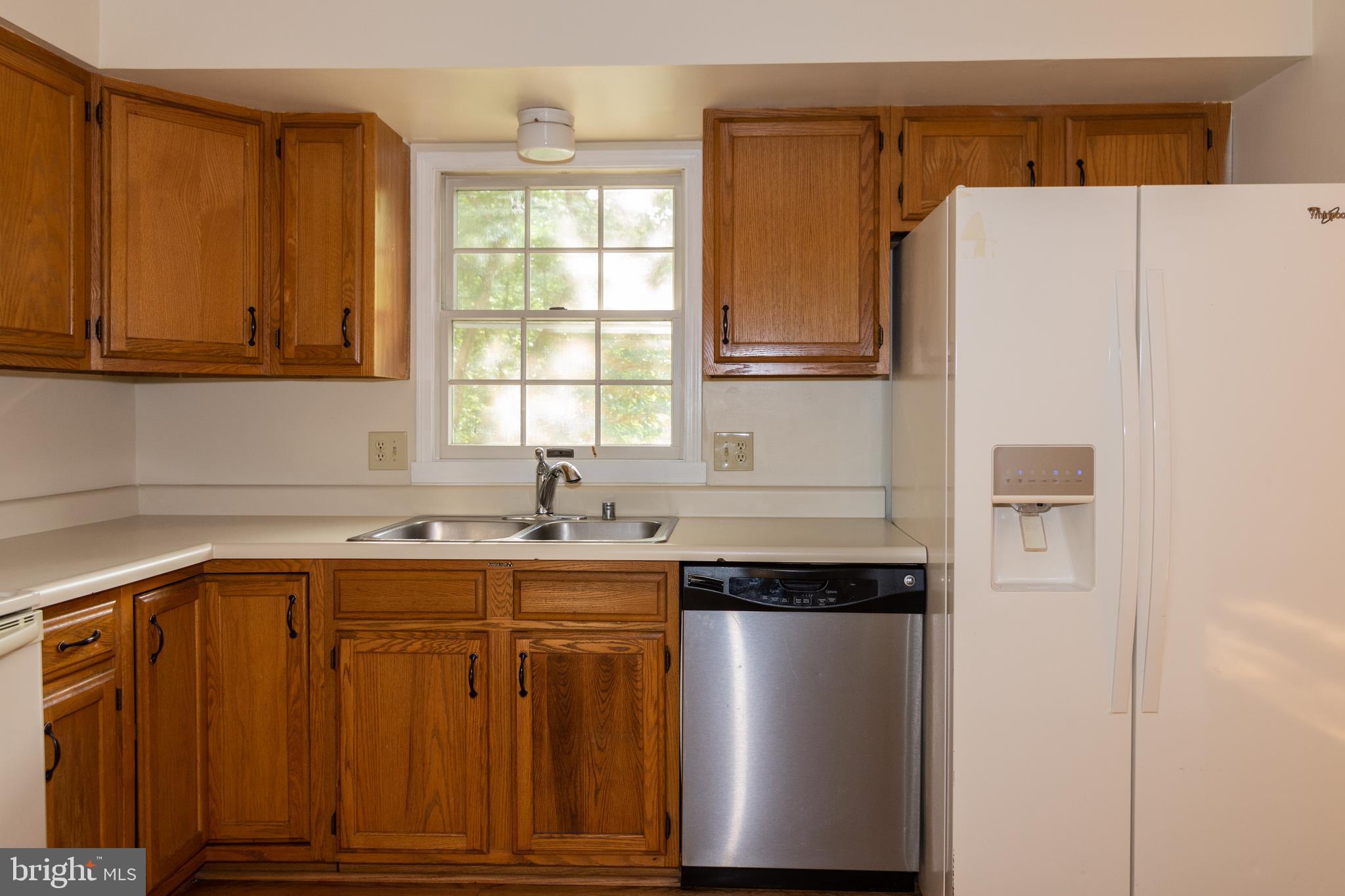 COUNTRY CLUB/LAKE MONTCLAIR - Residential Lease