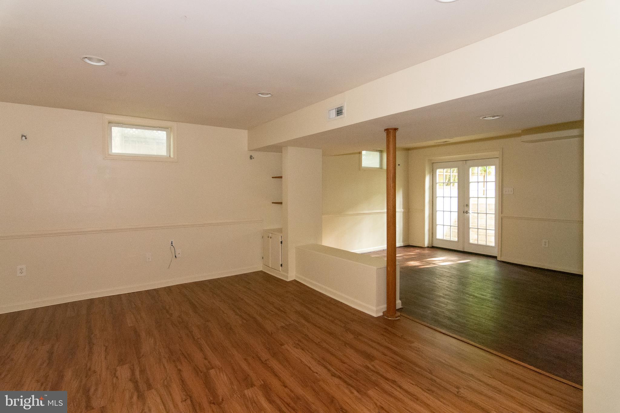 COUNTRY CLUB/LAKE MONTCLAIR - Residential Lease