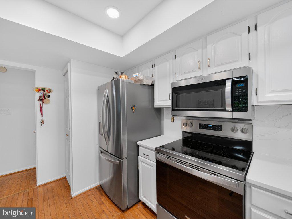 BURKE VILLAGE - Residential
