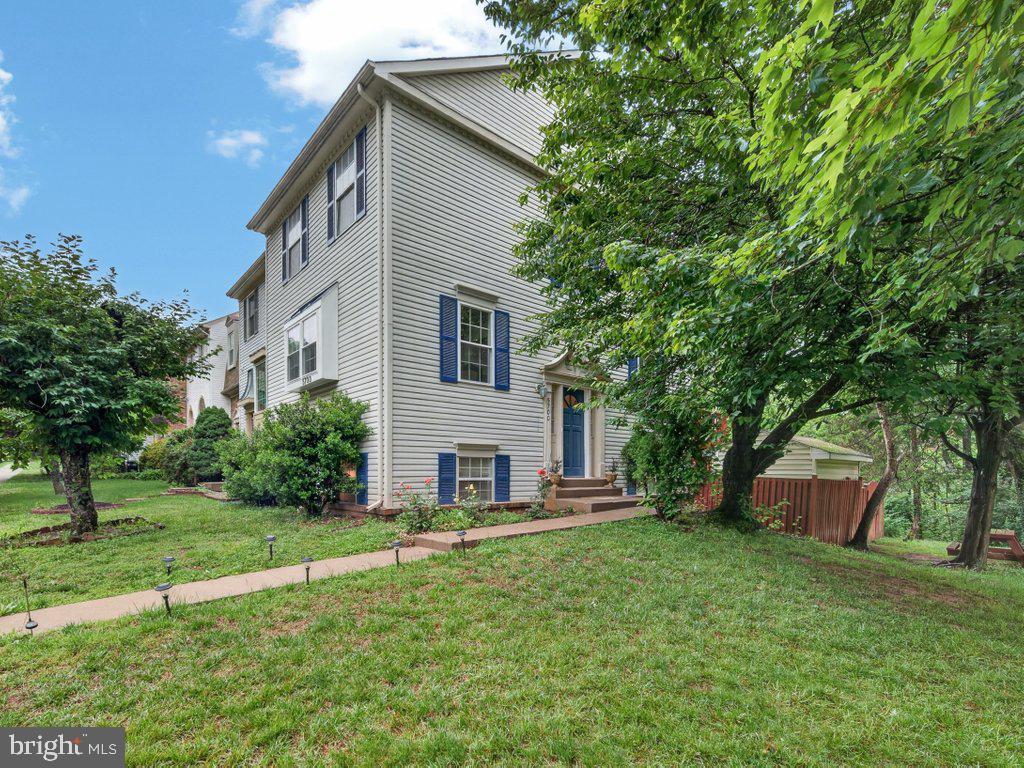 BURKE VILLAGE - Residential