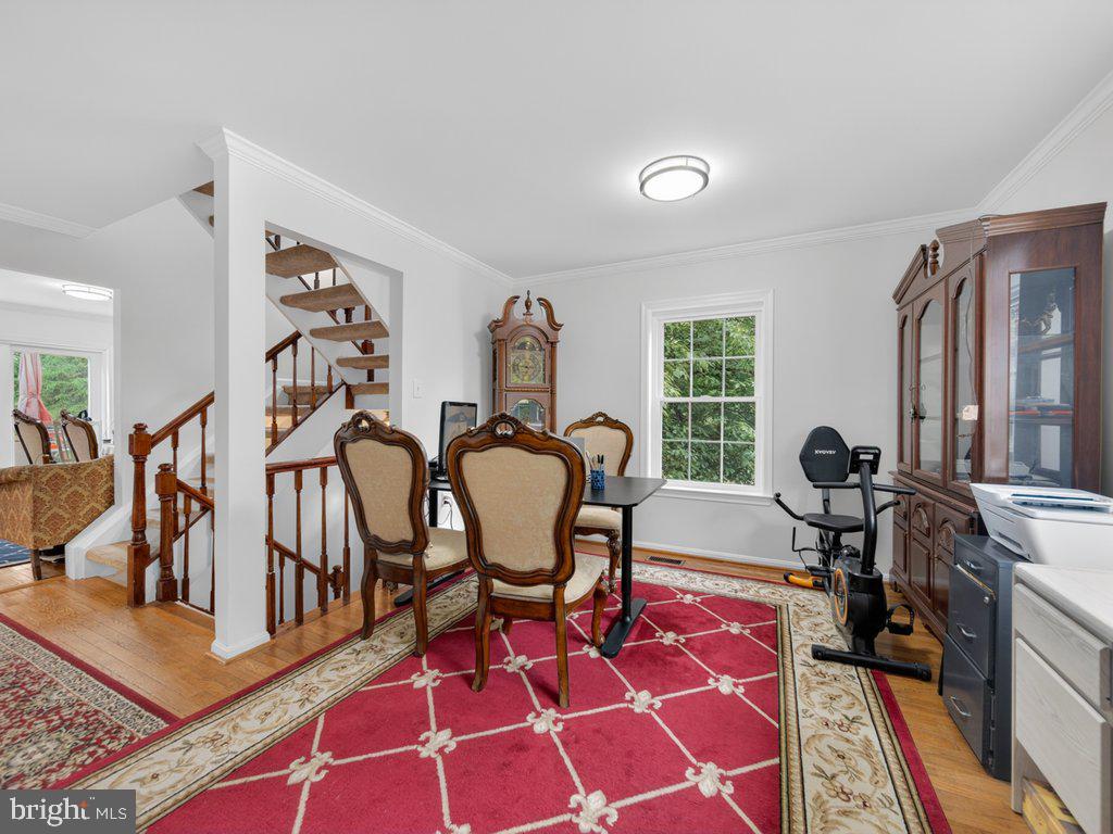 BURKE VILLAGE - Residential