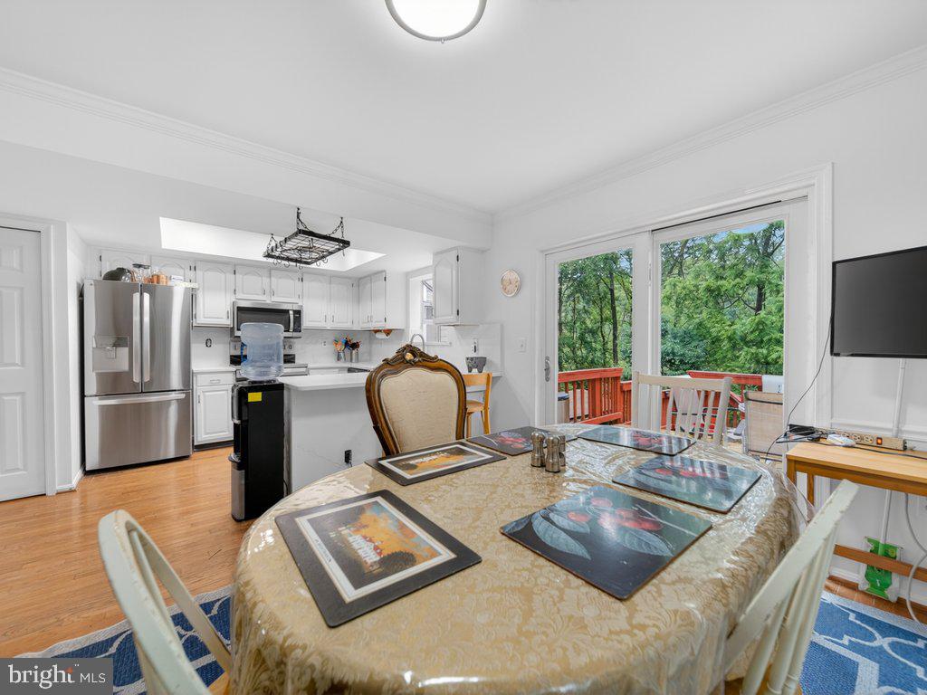 BURKE VILLAGE - Residential