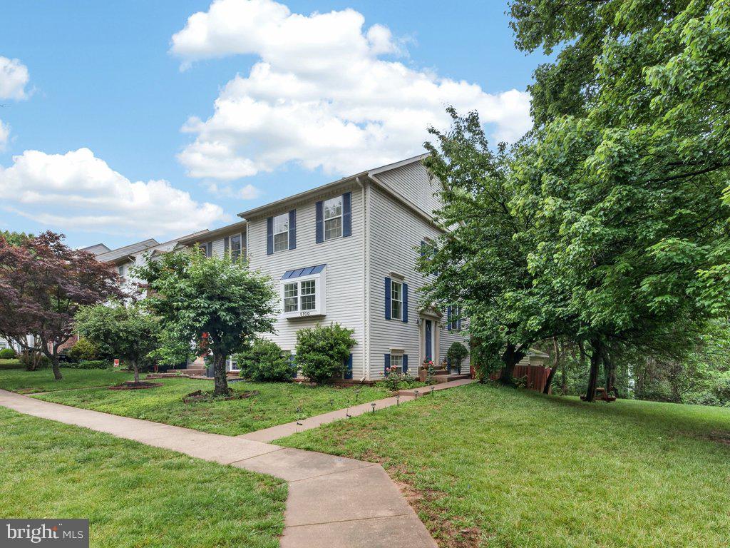 5700 MASON BLUFF DRIVE