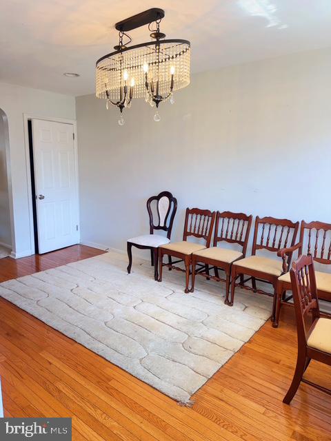 OXFORD CIRCLE - Residential