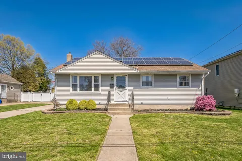 109 Phillips Avenue, Magnolia, NJ 08049 - MLS#: NJCD2089810