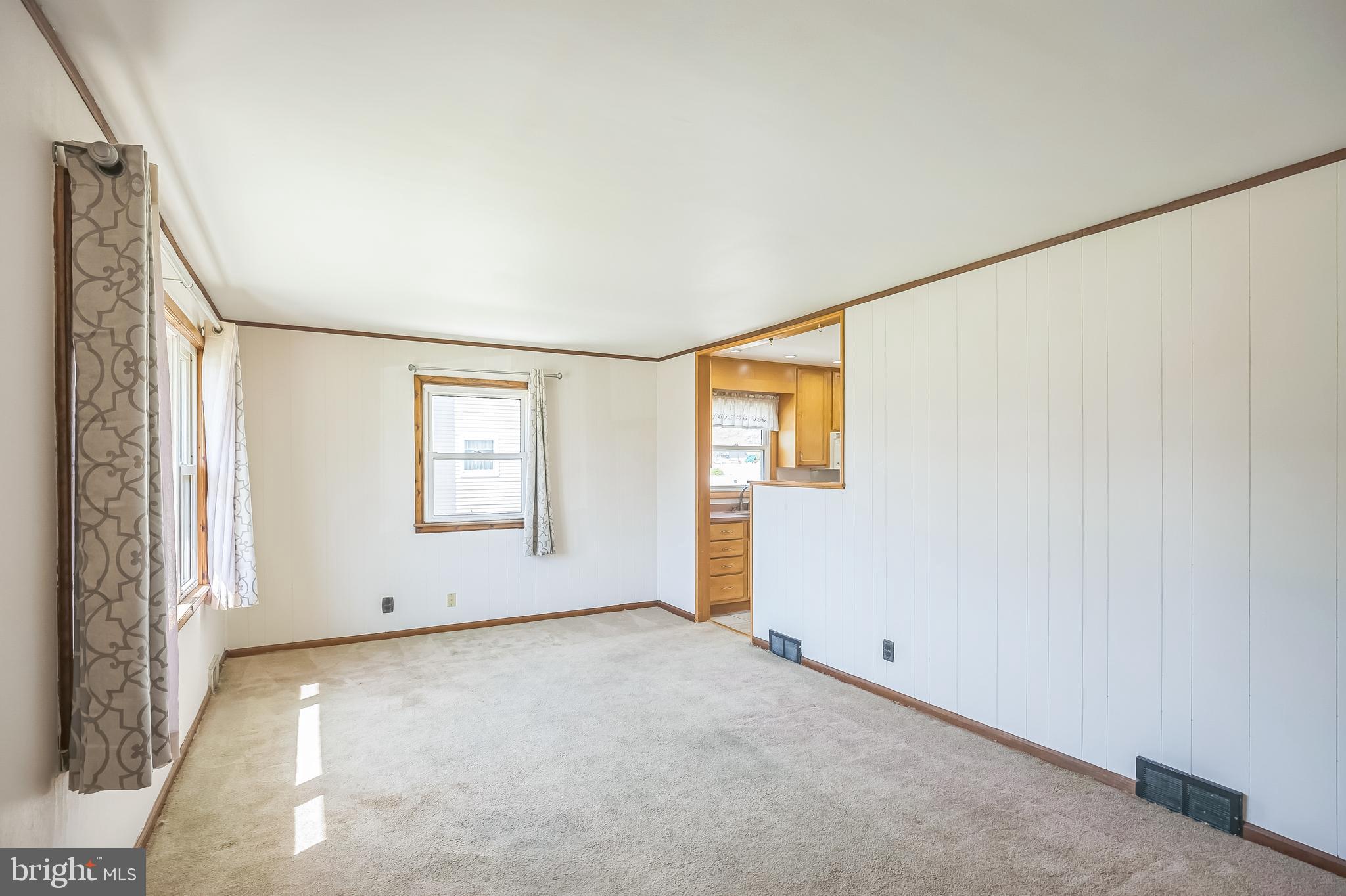109 PHILLIPS AVENUE