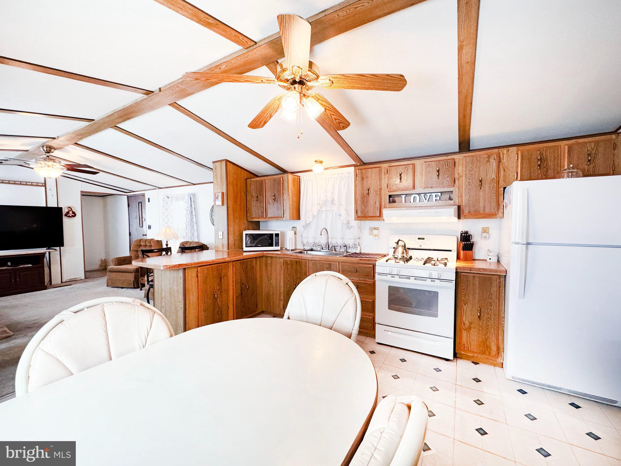 EASTERN DAWN MHP - Residential