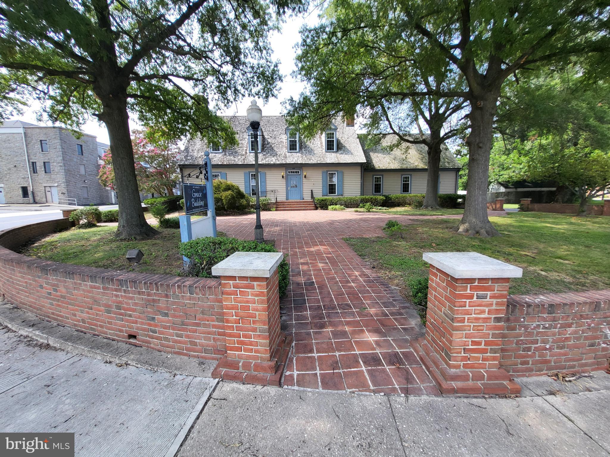 Classic Tidewater Colonial building in downtown Cambridge with first class office space available. Tremendous amount of onsite parking with three seperate potential office areas for lease. This is the absolute center of town, a better location does not exist. a Basement, Drive Through and an existing Handicap Ramp make this property ready to move in. Three different offerings from $1,500 per month up to $2,200 per month. The pictures shown here are for unit B which is $1,800.