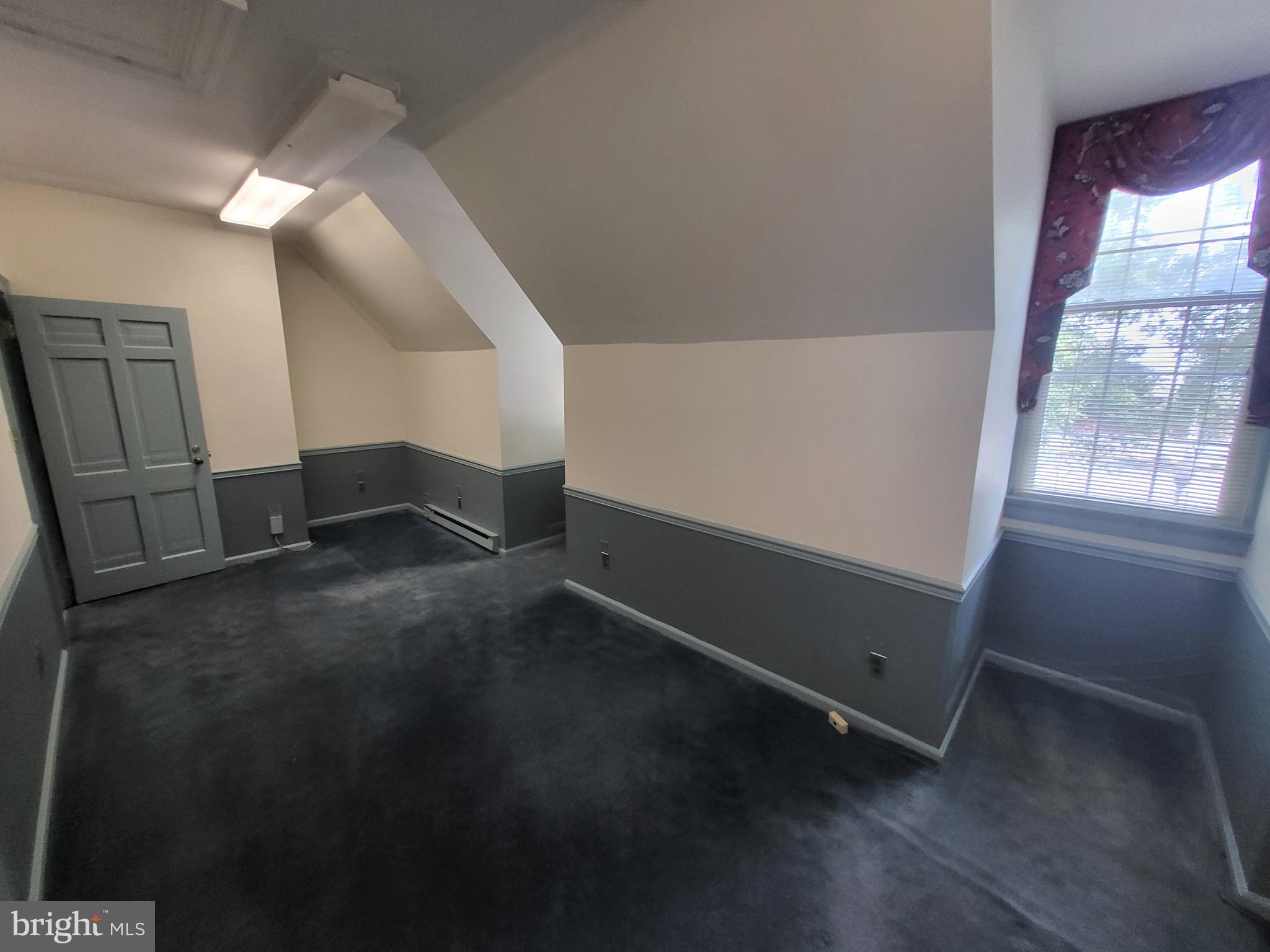 403 ACADEMY STREET B