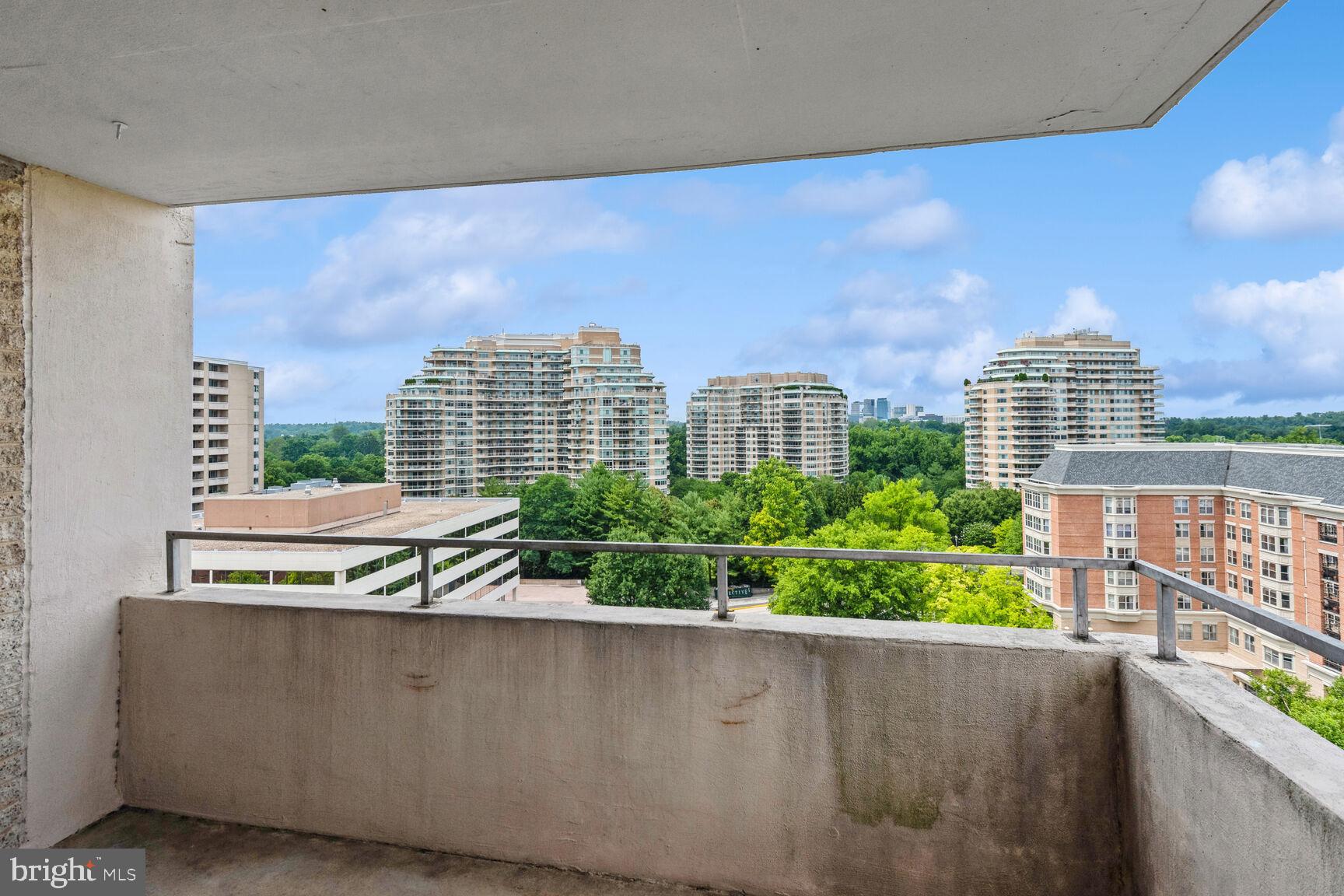 FRIENDSHIP HEIGHTS - Residential Lease