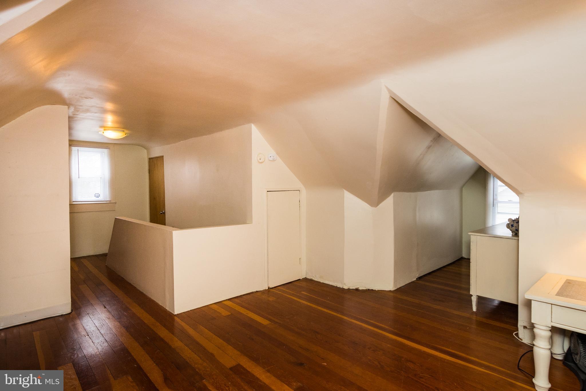 PARKVILLE - Residential