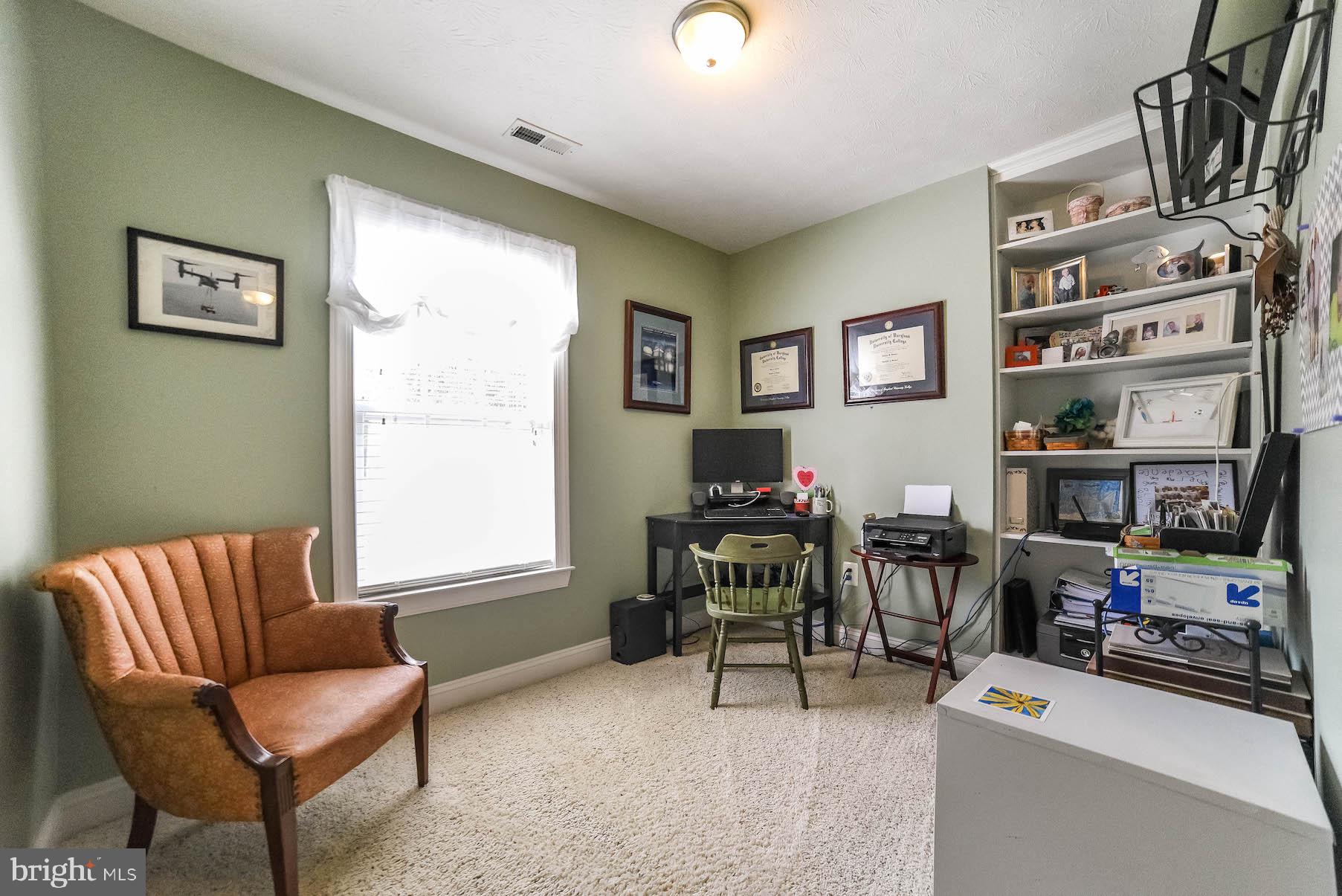 RIVERSIDE FARMS - Residential