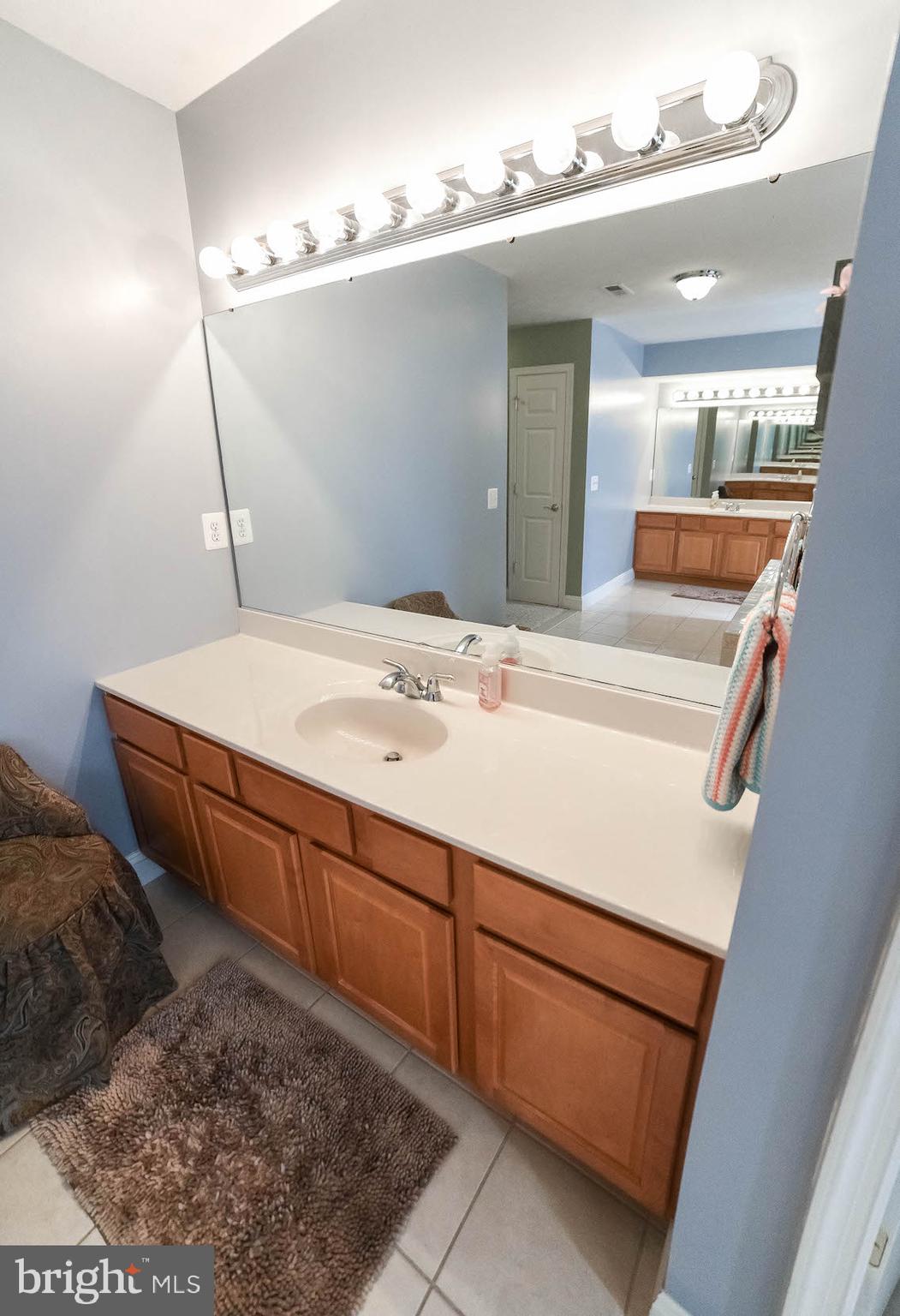 RIVERSIDE FARMS - Residential