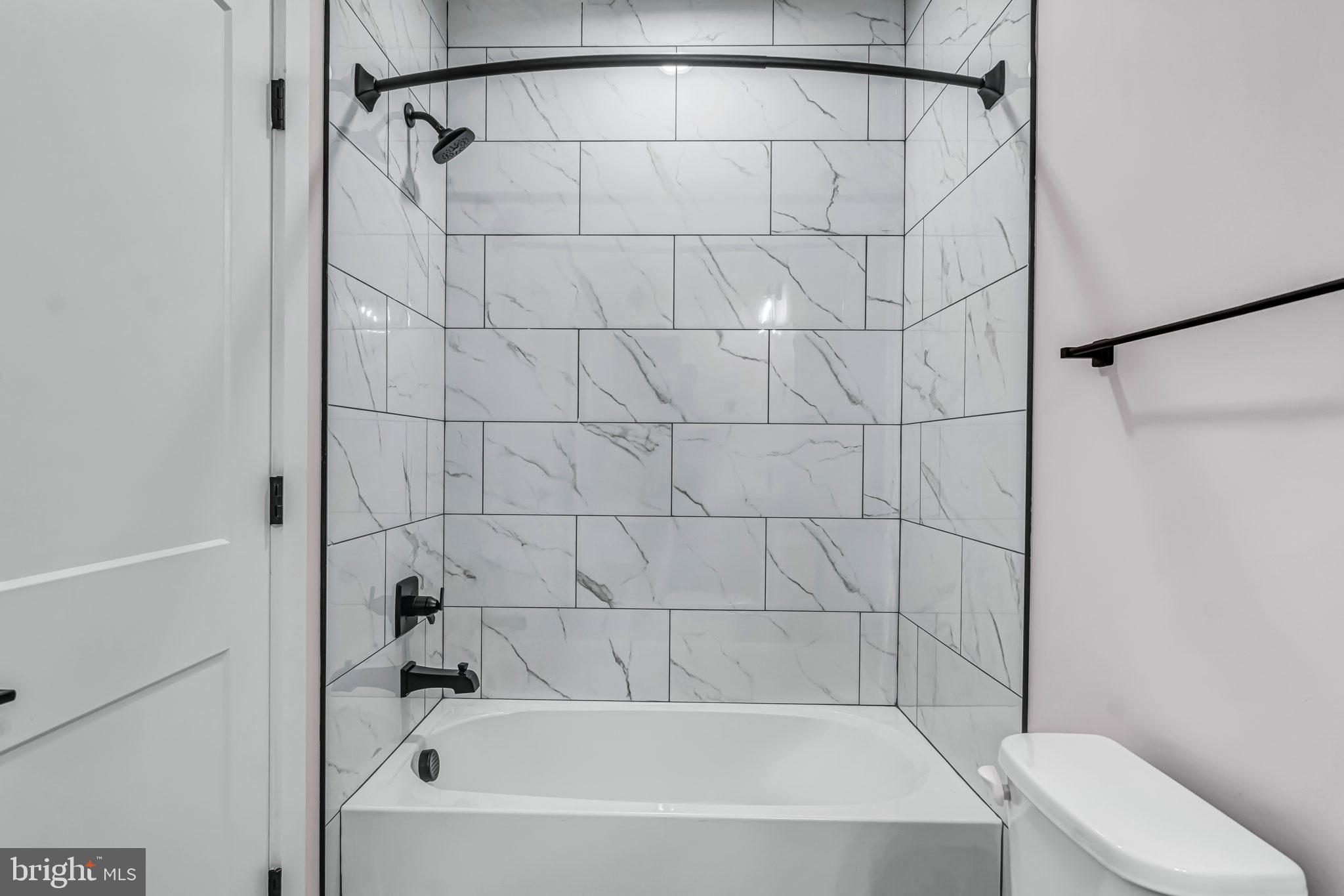 DOUGLAS PARK - Residential