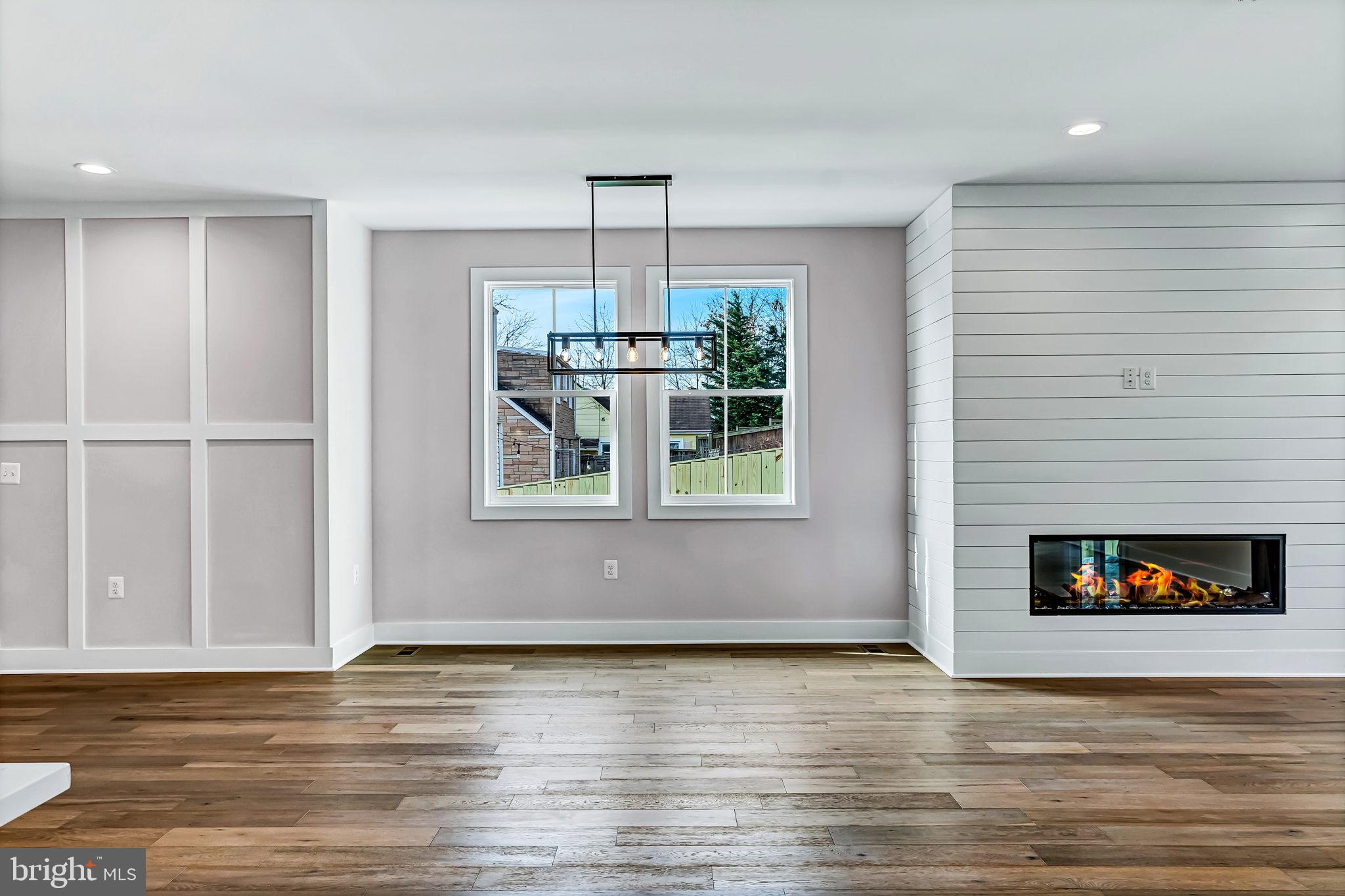 DOUGLAS PARK - Residential