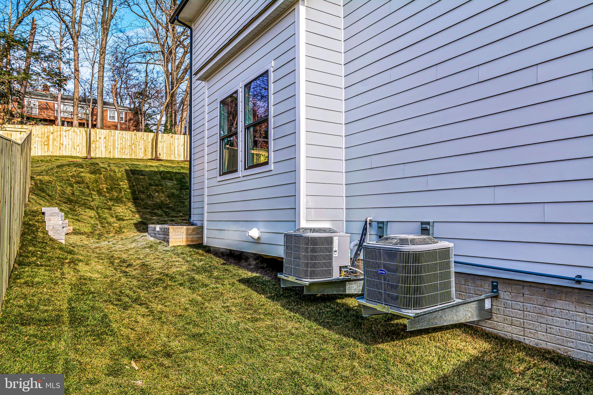 DOUGLAS PARK - Residential