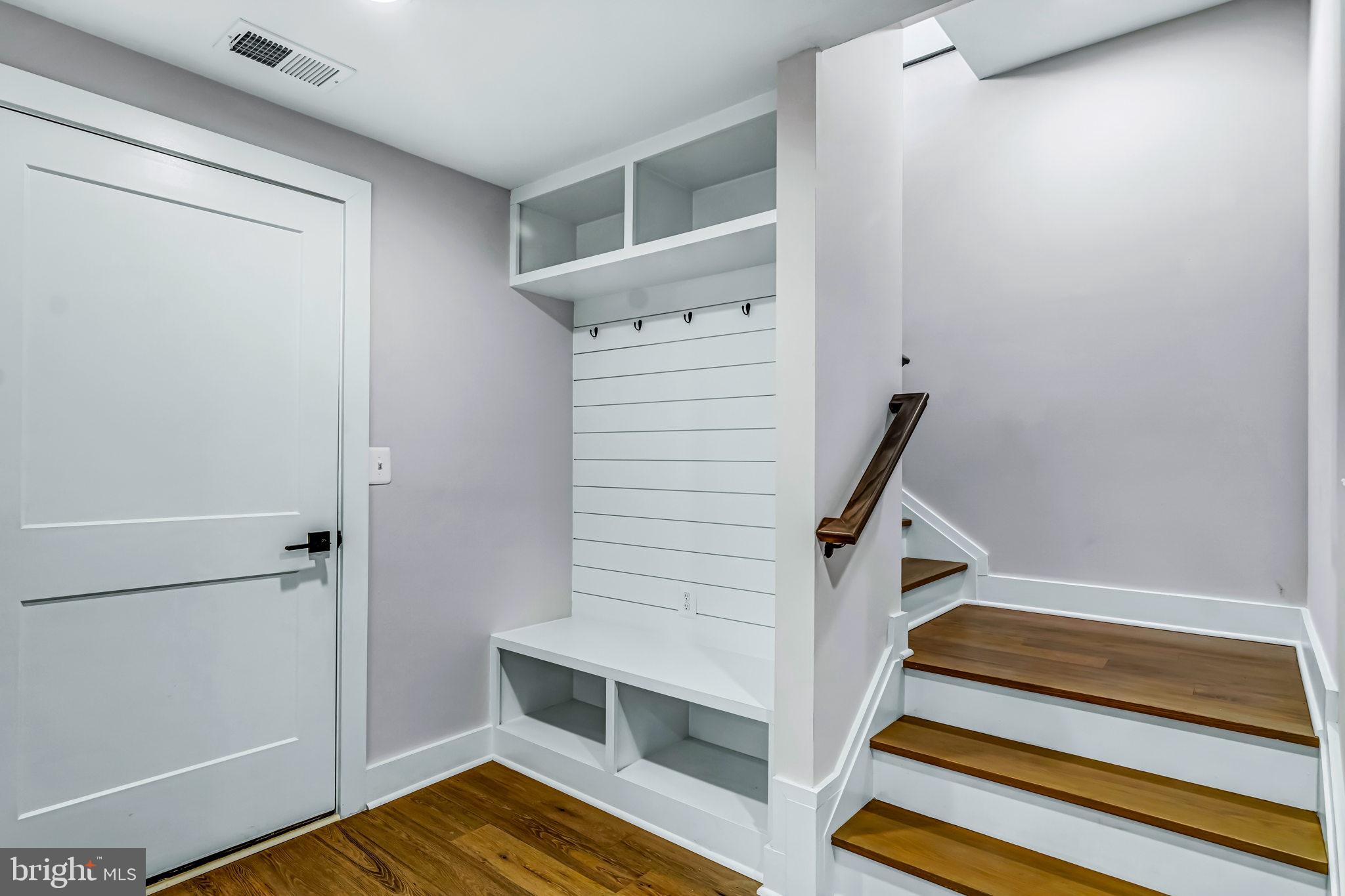 DOUGLAS PARK - Residential