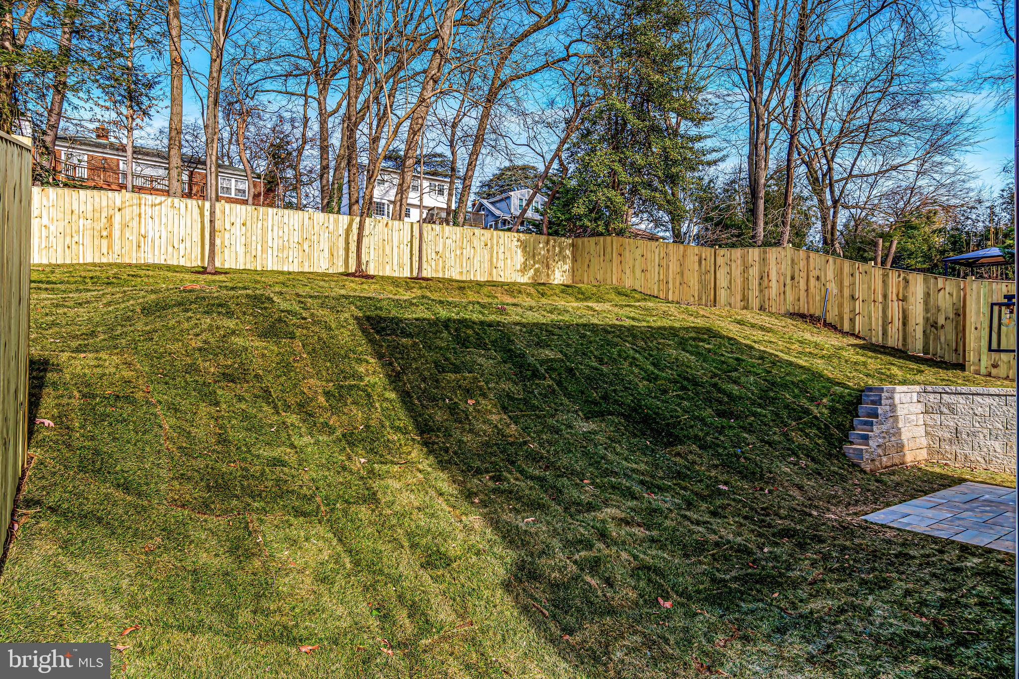 DOUGLAS PARK - Residential