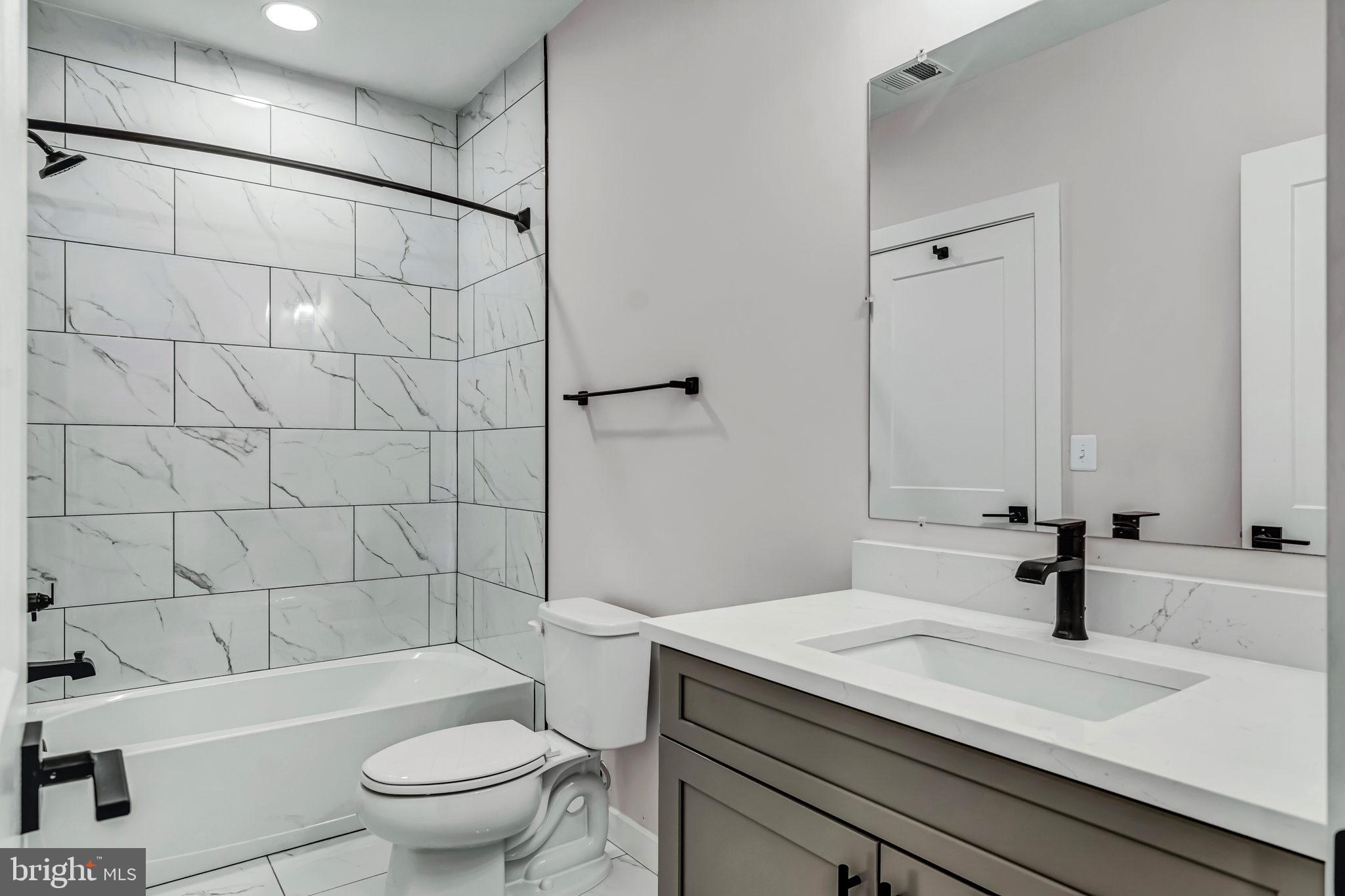 DOUGLAS PARK - Residential