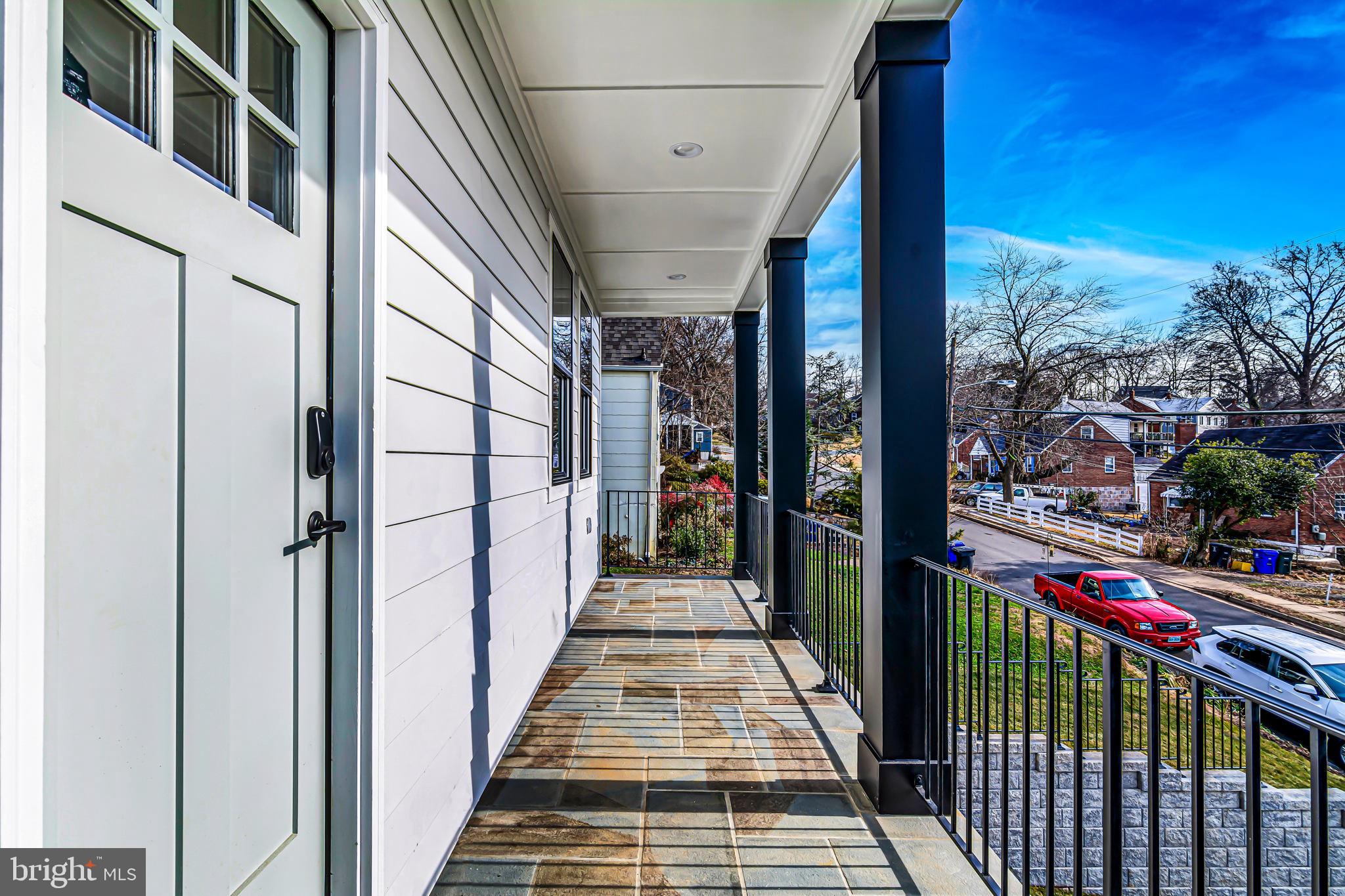 DOUGLAS PARK - Residential