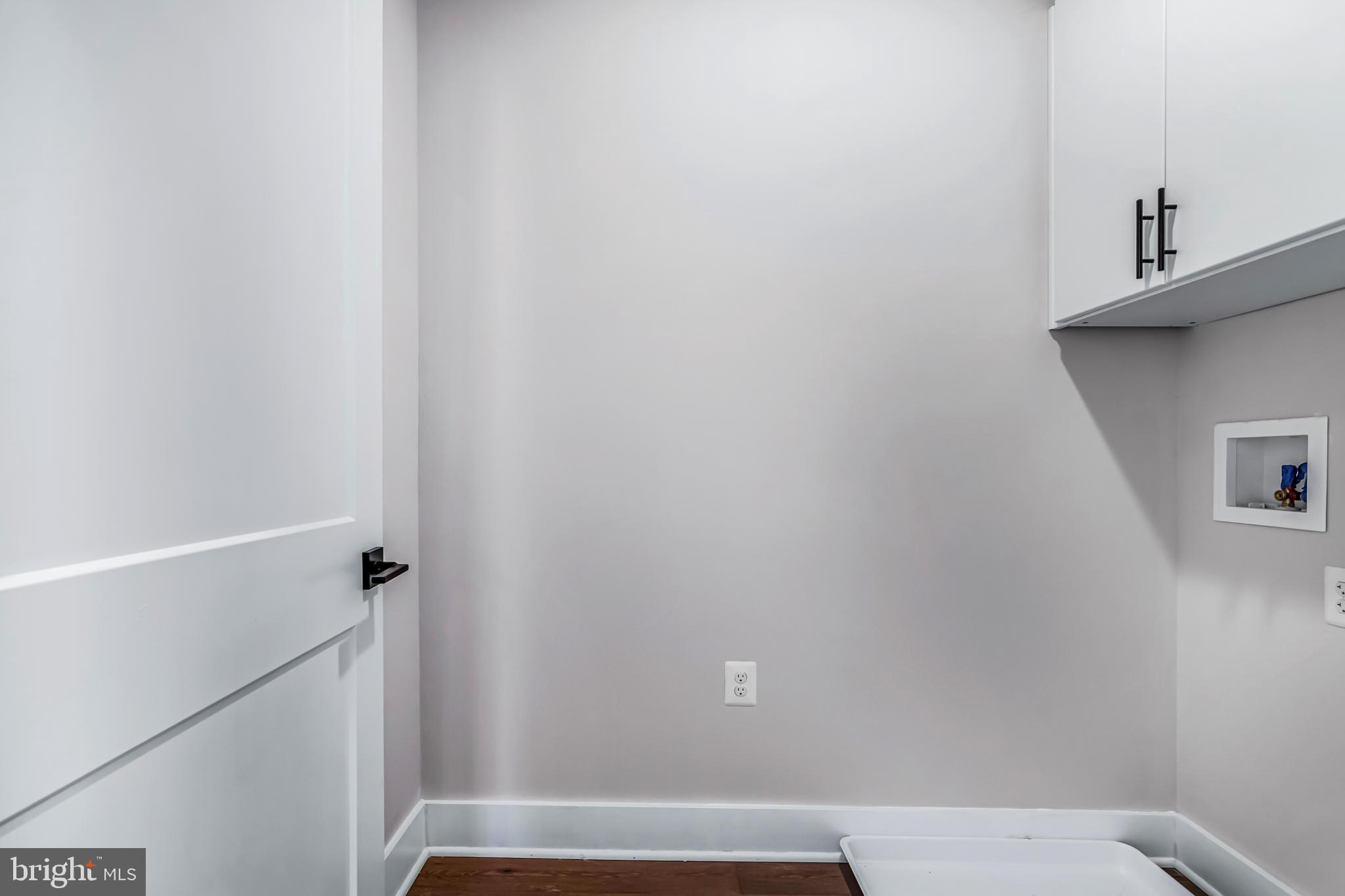 DOUGLAS PARK - Residential