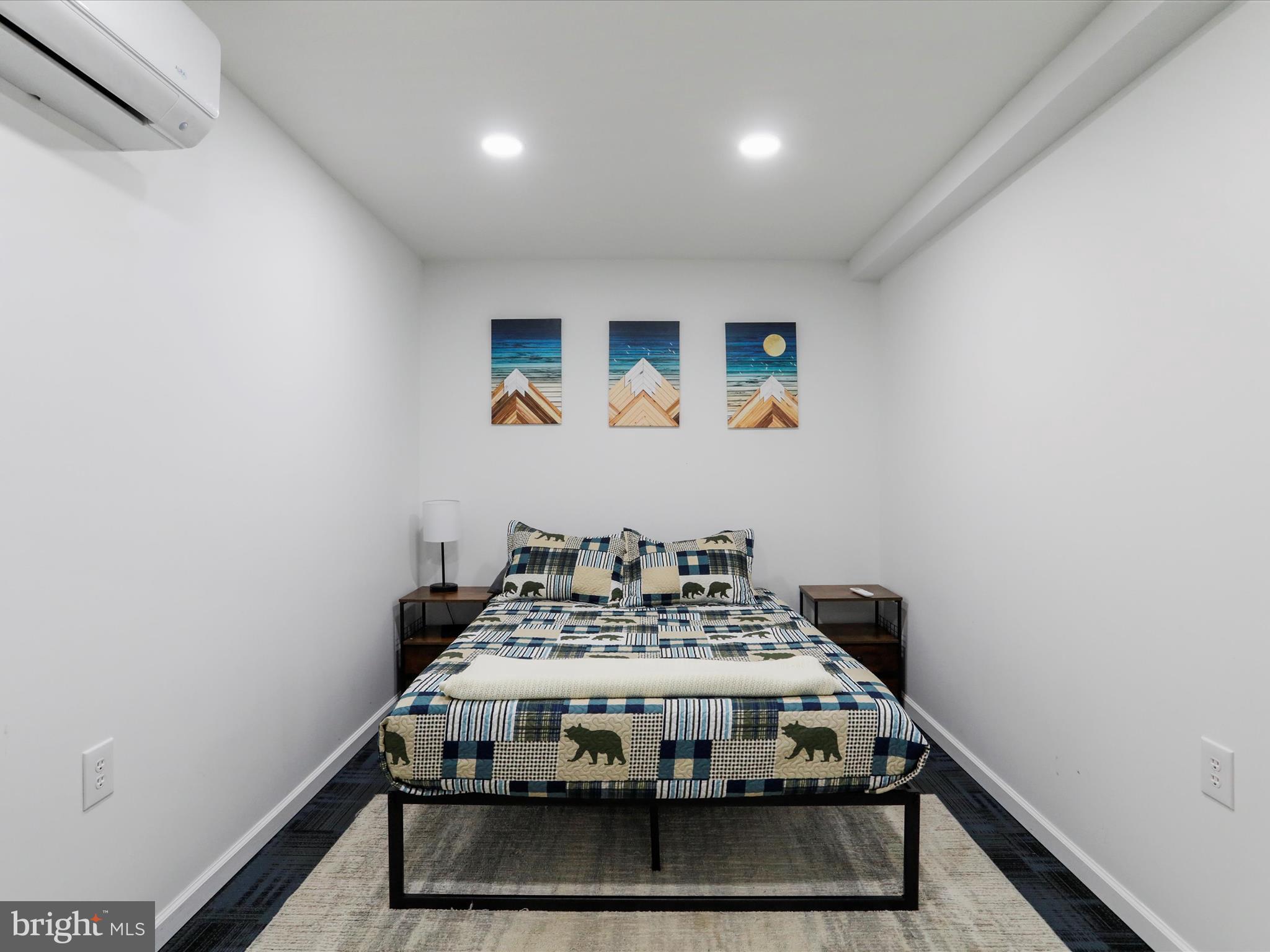 COOLFONT MOUNTAINSIDE - Residential