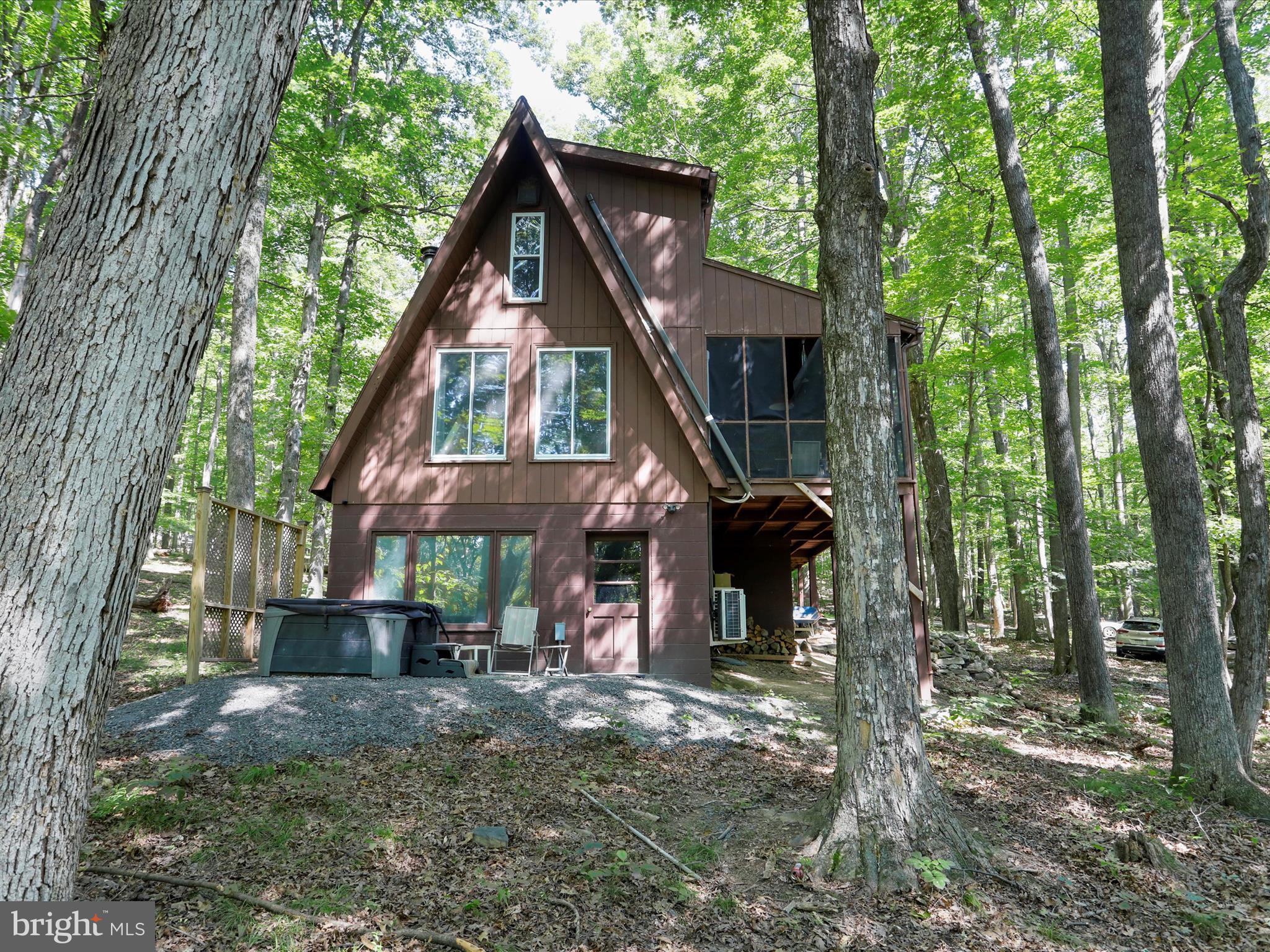 COOLFONT MOUNTAINSIDE - Residential