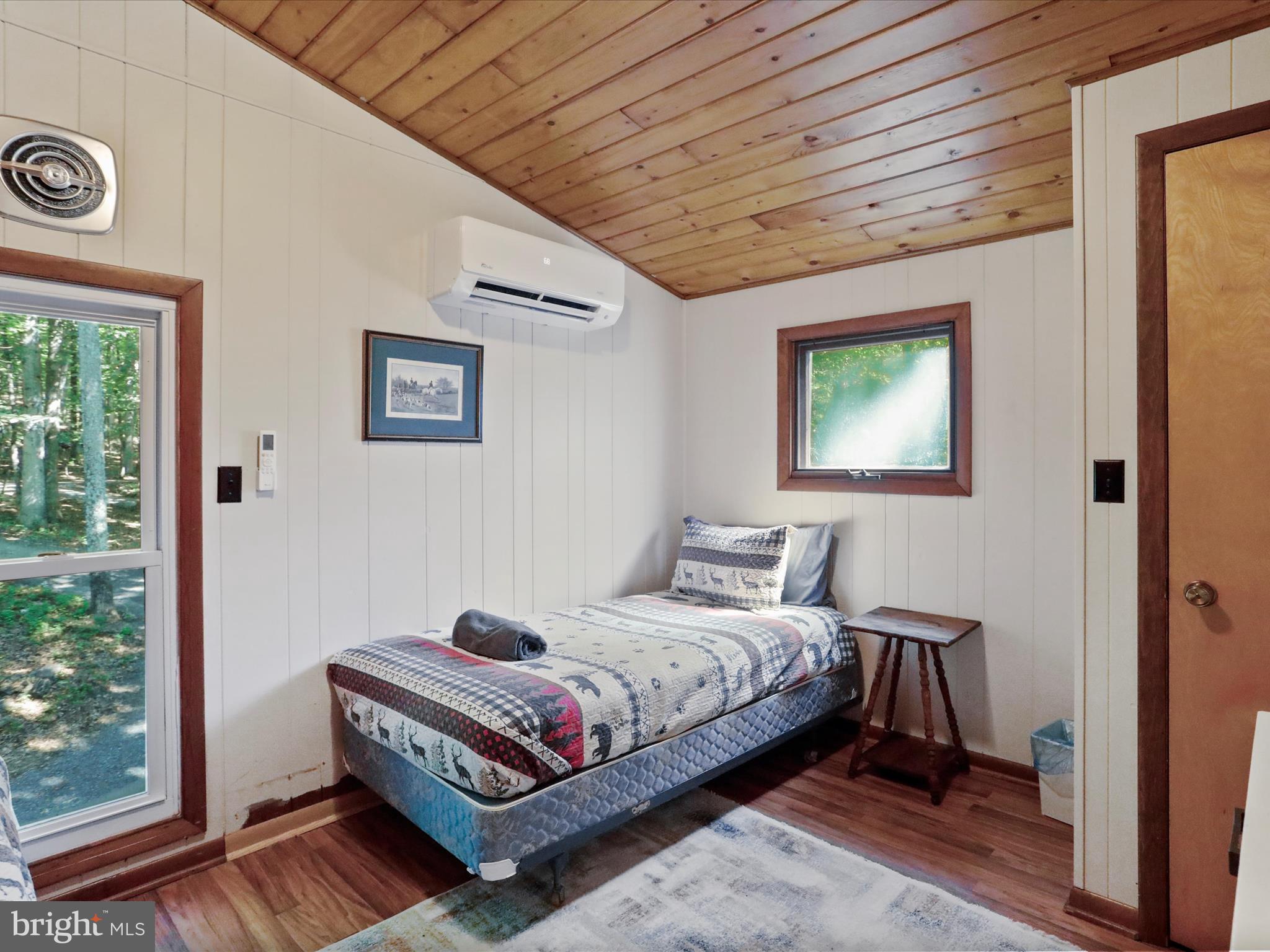 COOLFONT MOUNTAINSIDE - Residential