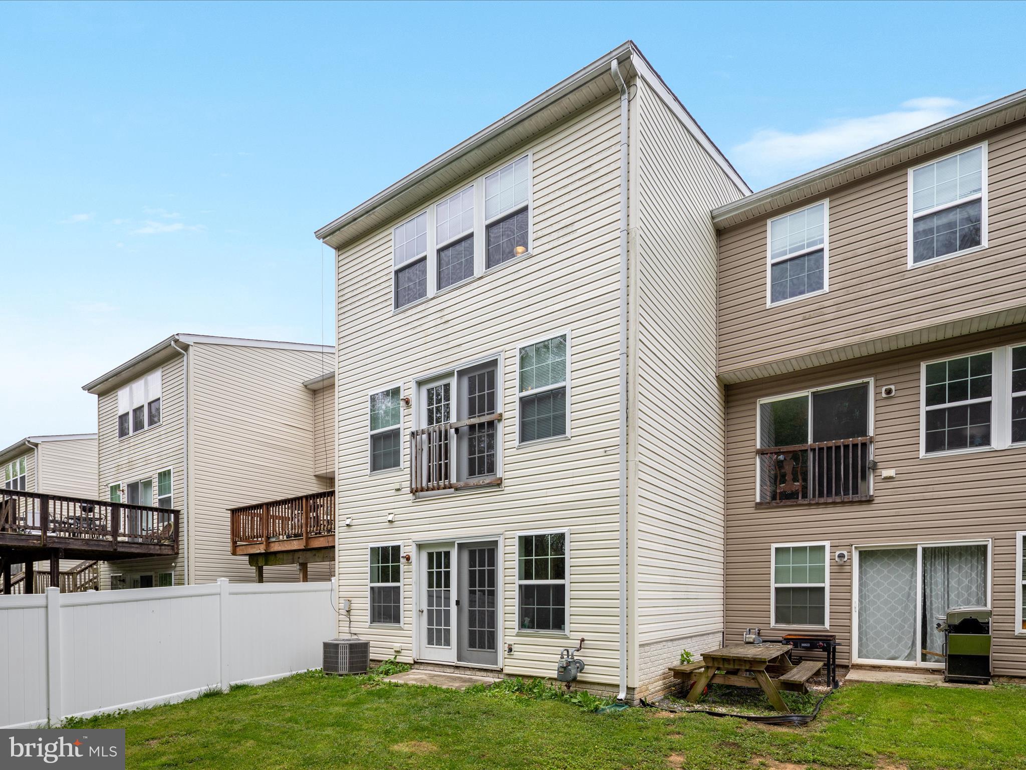 TROUT RUN - Residential