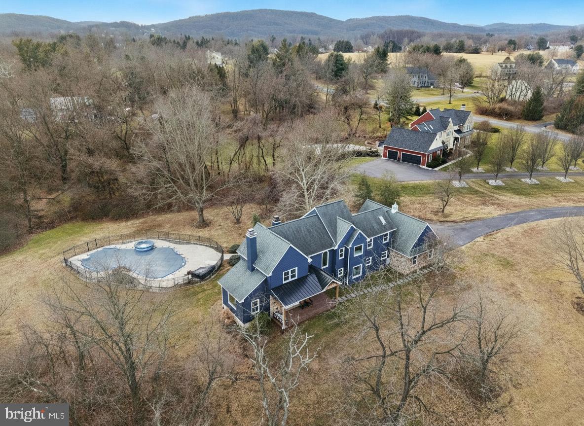 BARTON MEADOWS - Residential