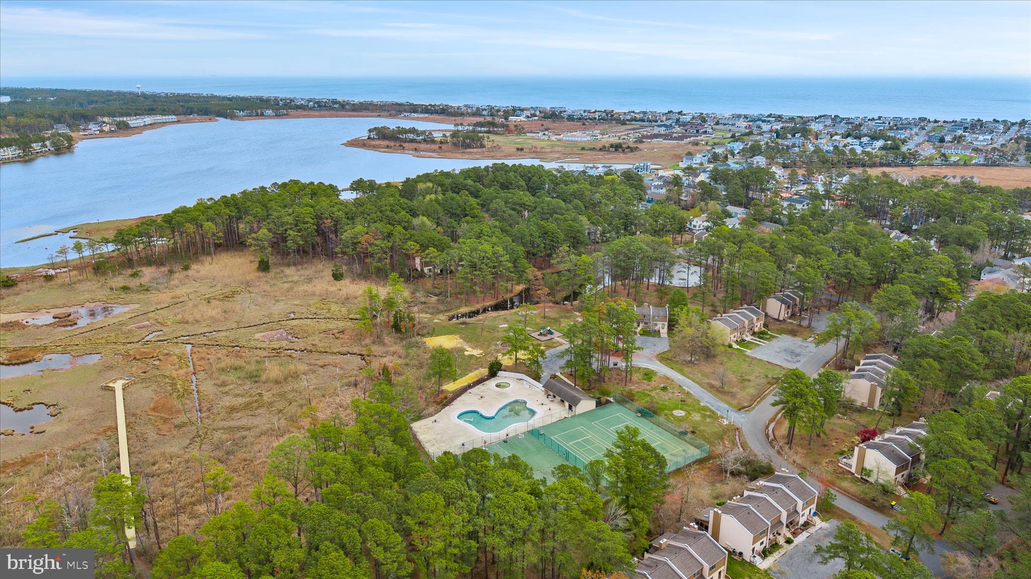 VILLAS OF BETHANY WEST - Residential