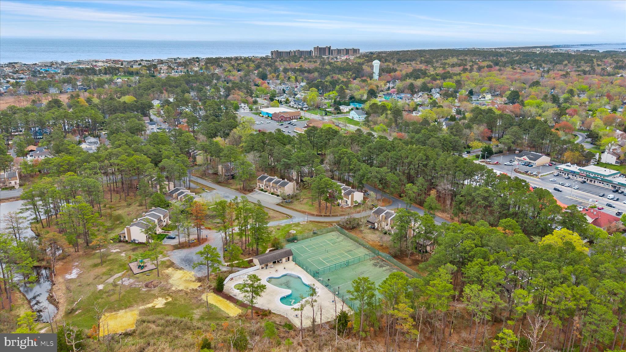 VILLAS OF BETHANY WEST - Residential