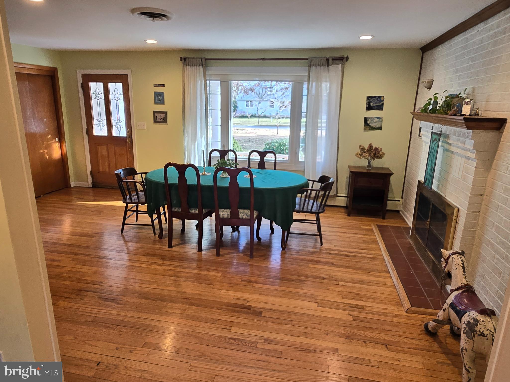 BEACON HILL - Residential