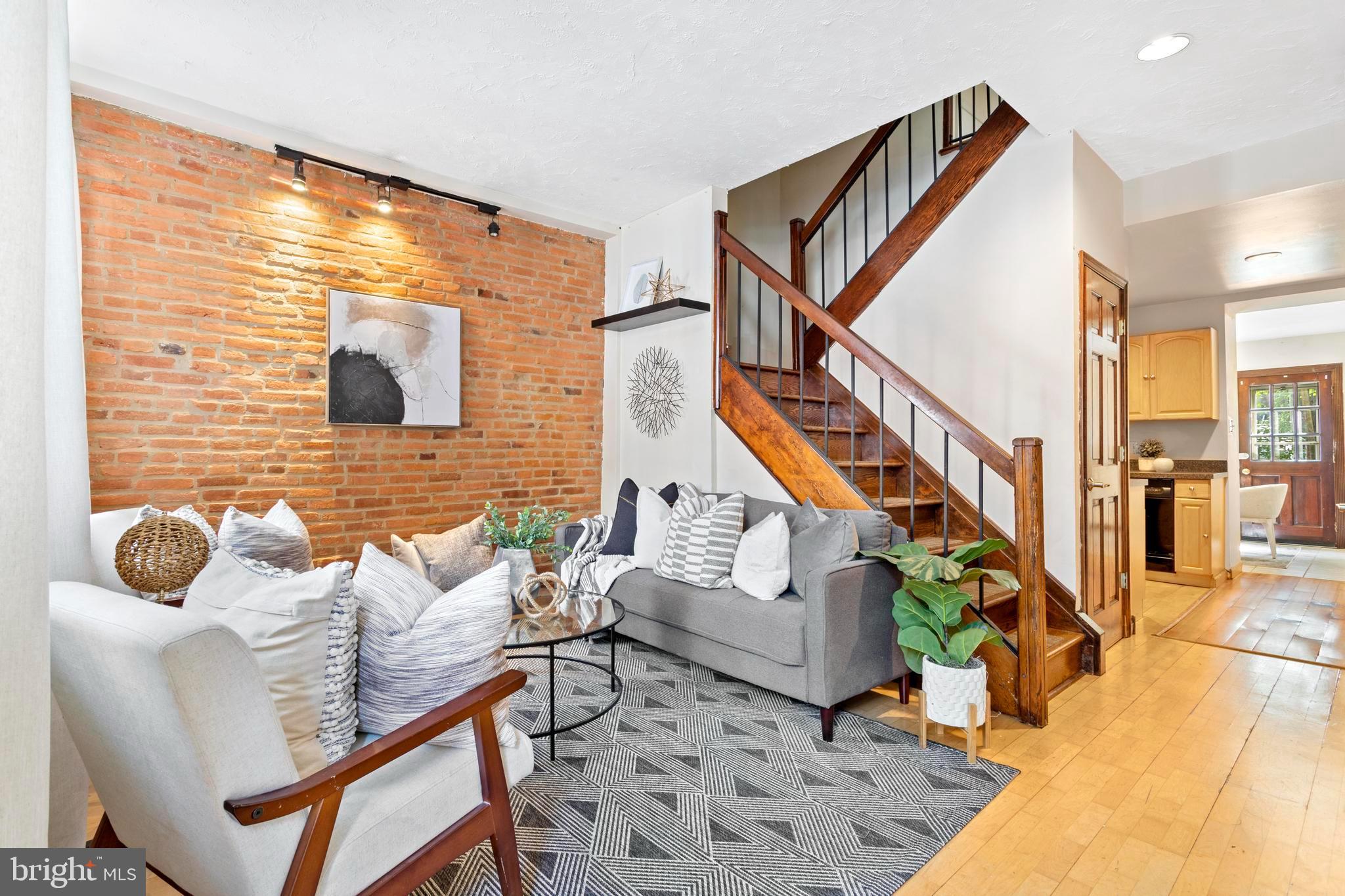 FEDERAL HILL HISTORIC DISTRICT - Residential Lease