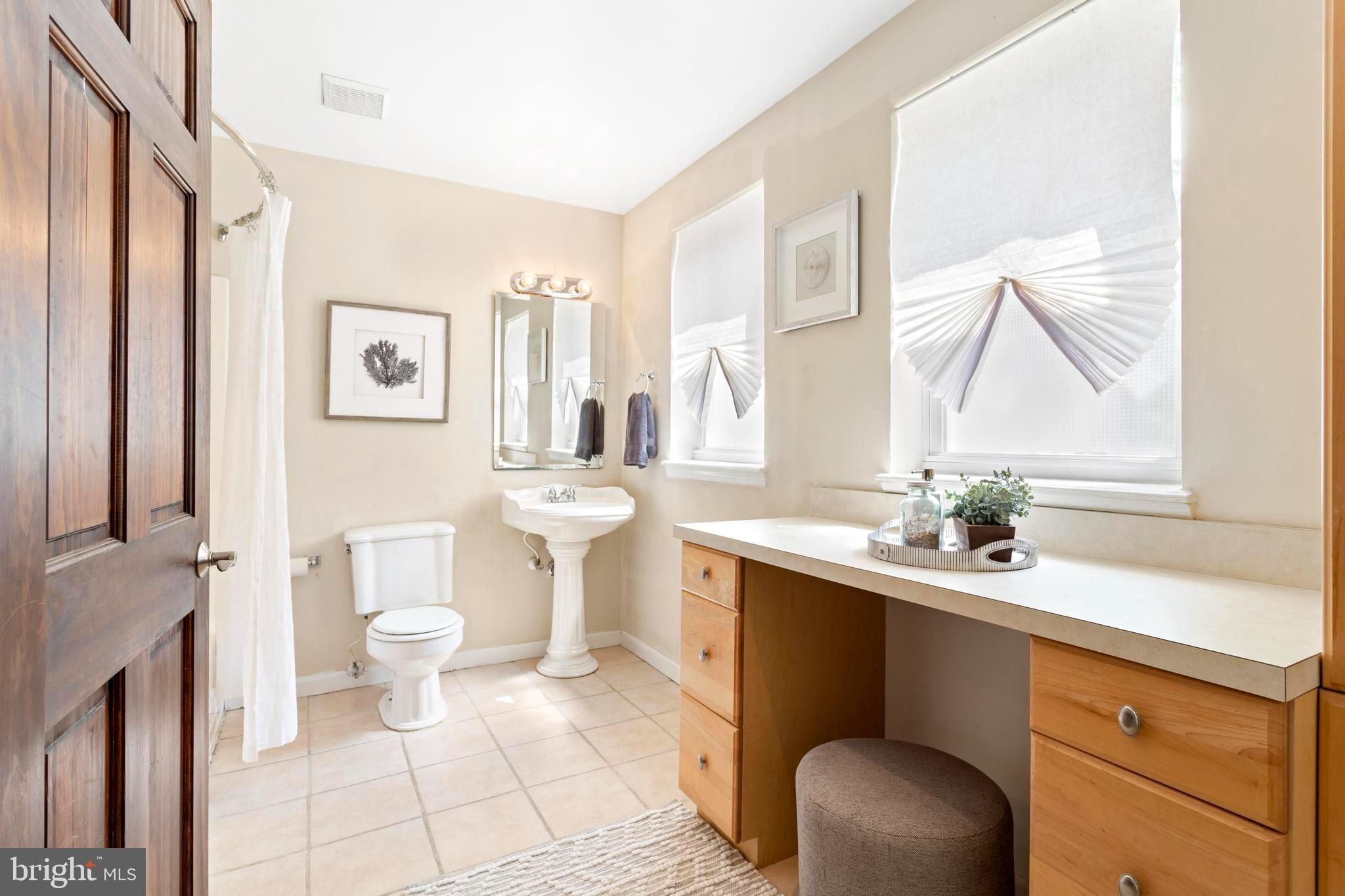 FEDERAL HILL HISTORIC DISTRICT - Residential Lease