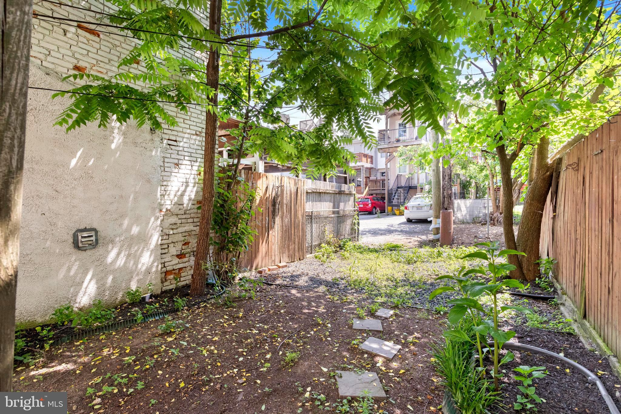 FEDERAL HILL HISTORIC DISTRICT - Residential Lease