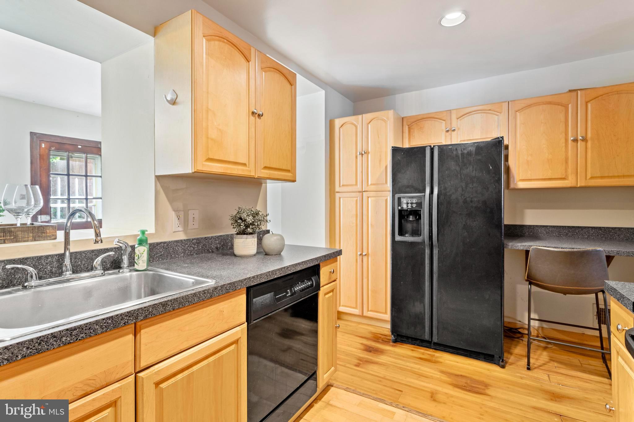 FEDERAL HILL HISTORIC DISTRICT - Residential Lease