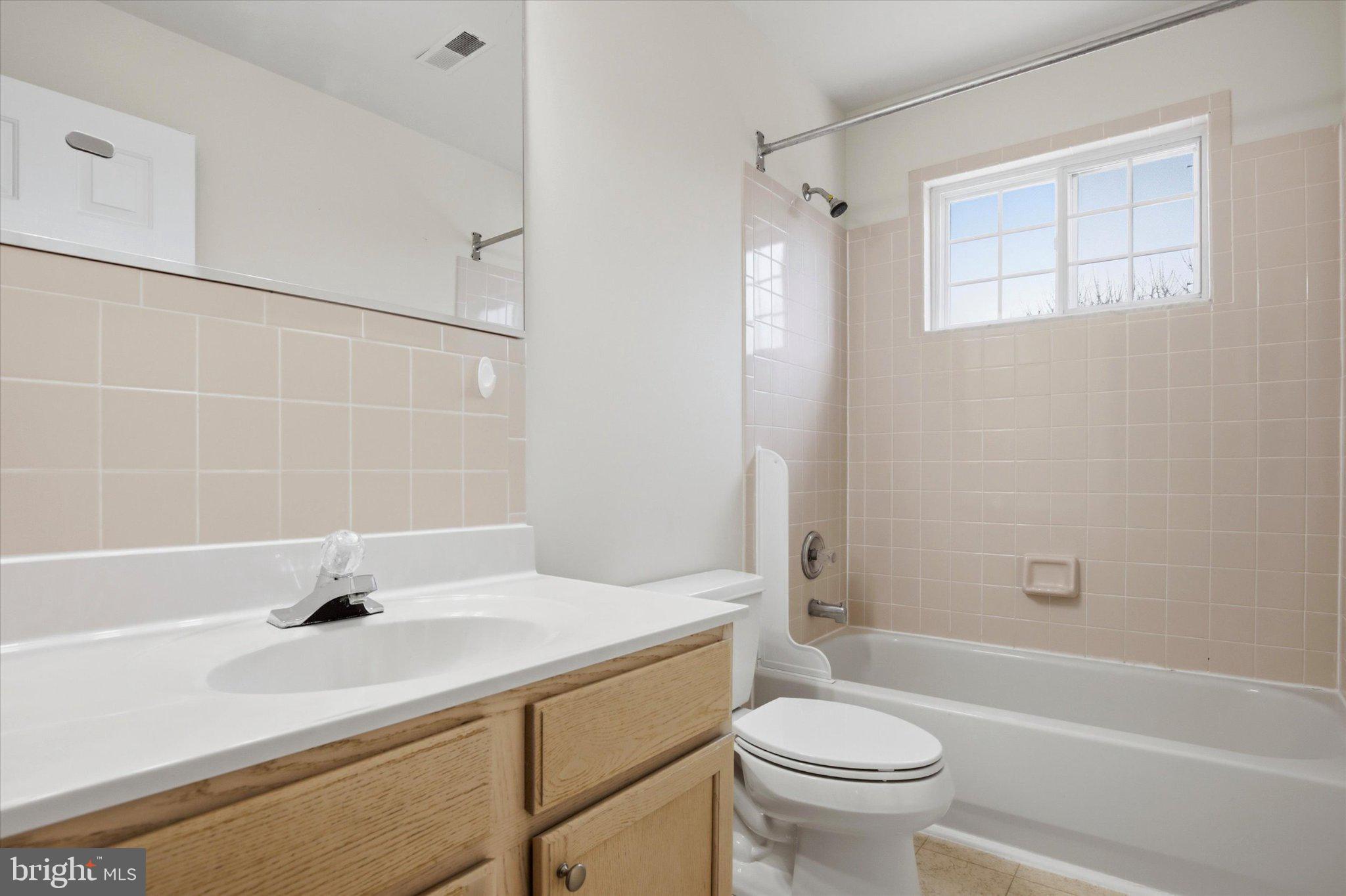 MAUGERS MILL ESTS - Residential