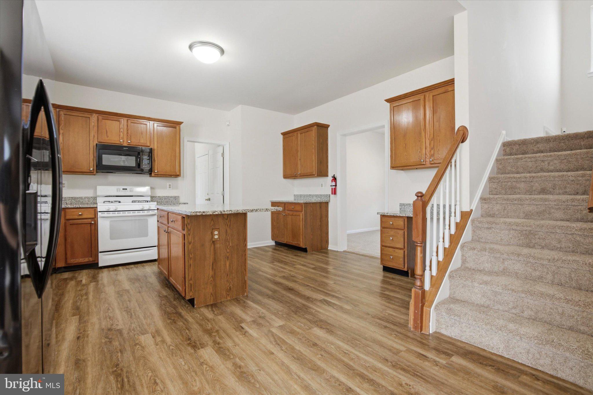 MAUGERS MILL ESTS - Residential